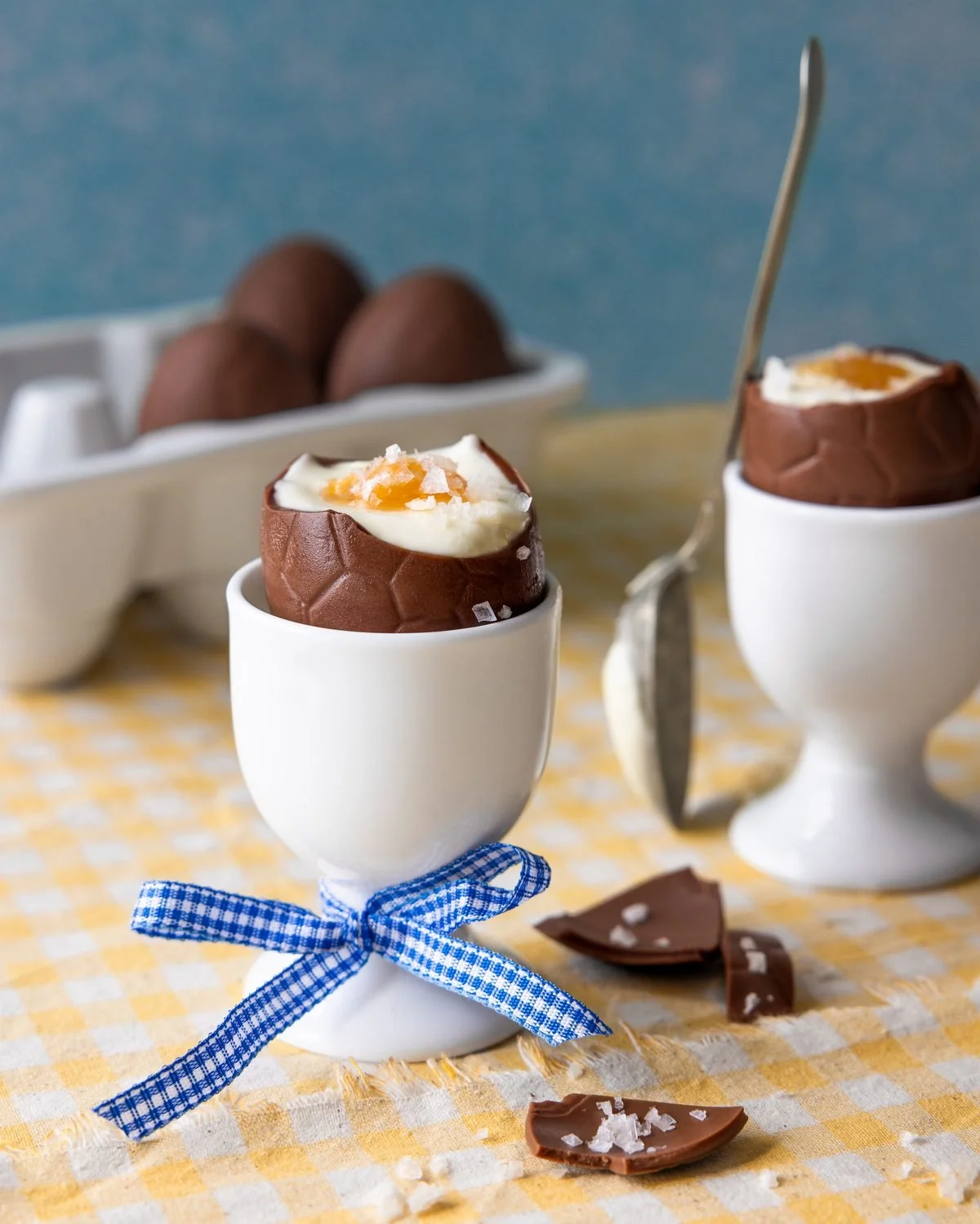 Lemon cheesecake & salted lemon curd easter eggs