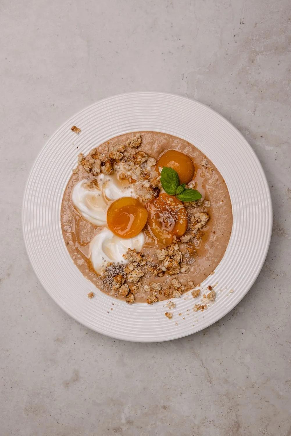Apricot crumble oats