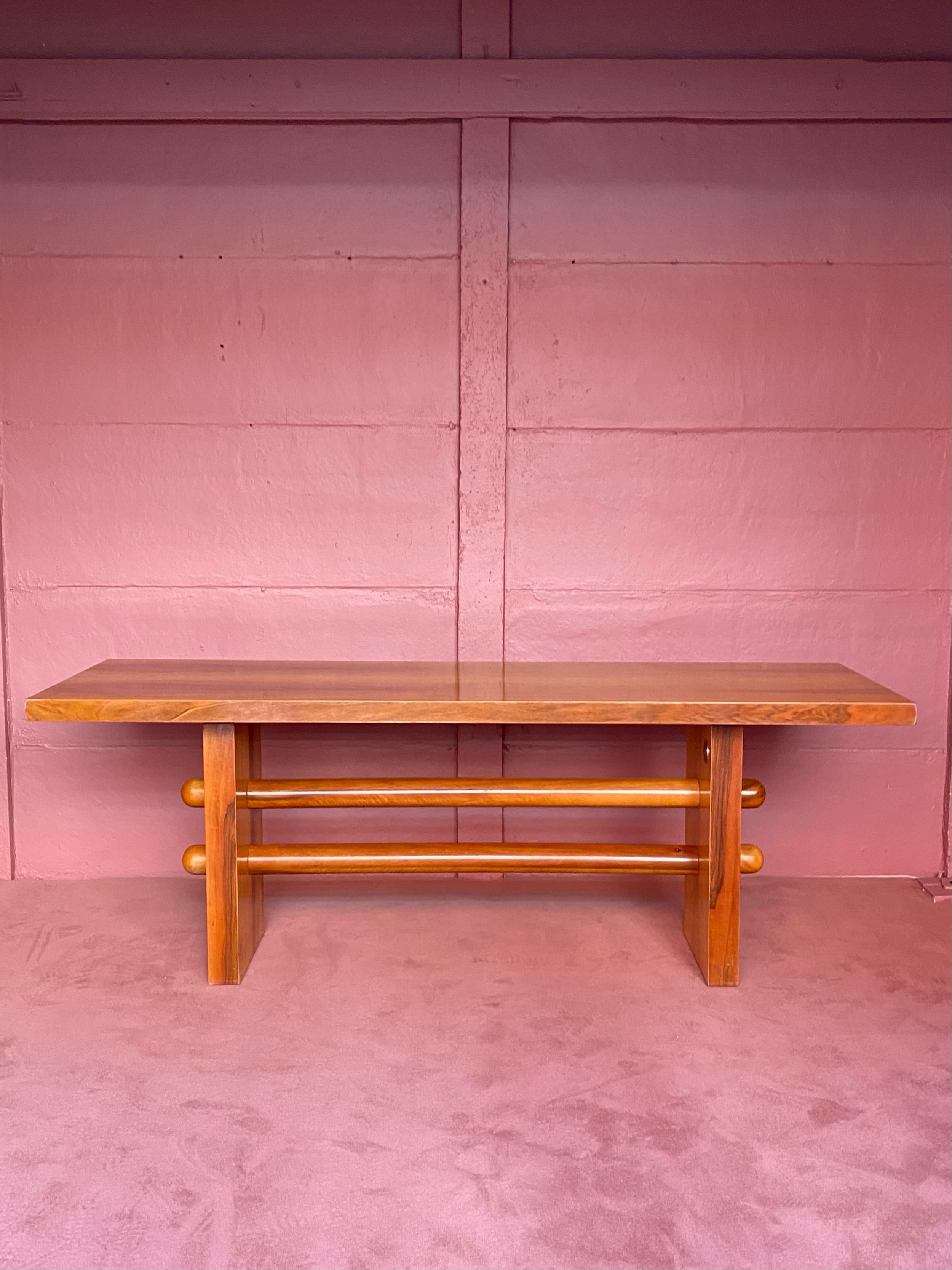 TABLE ITALIENNE