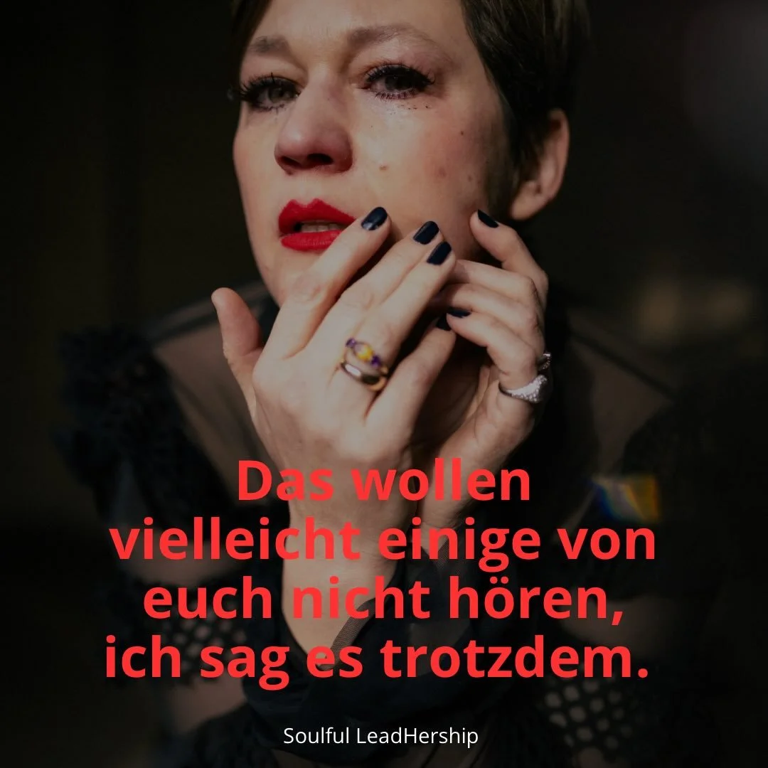 Deep Talk: 

Aus euren Kommentaren zu meinem letzten Post, habe ich ganz viel Zuspruch rauslesen k&ouml;nnen aber auch ganz viel ungefragte Bewertung, Tipps und Ratschl&auml;ge. 

Und lass uns da jetzt bitte mal tiefer einsteigen, denn was im ersten 