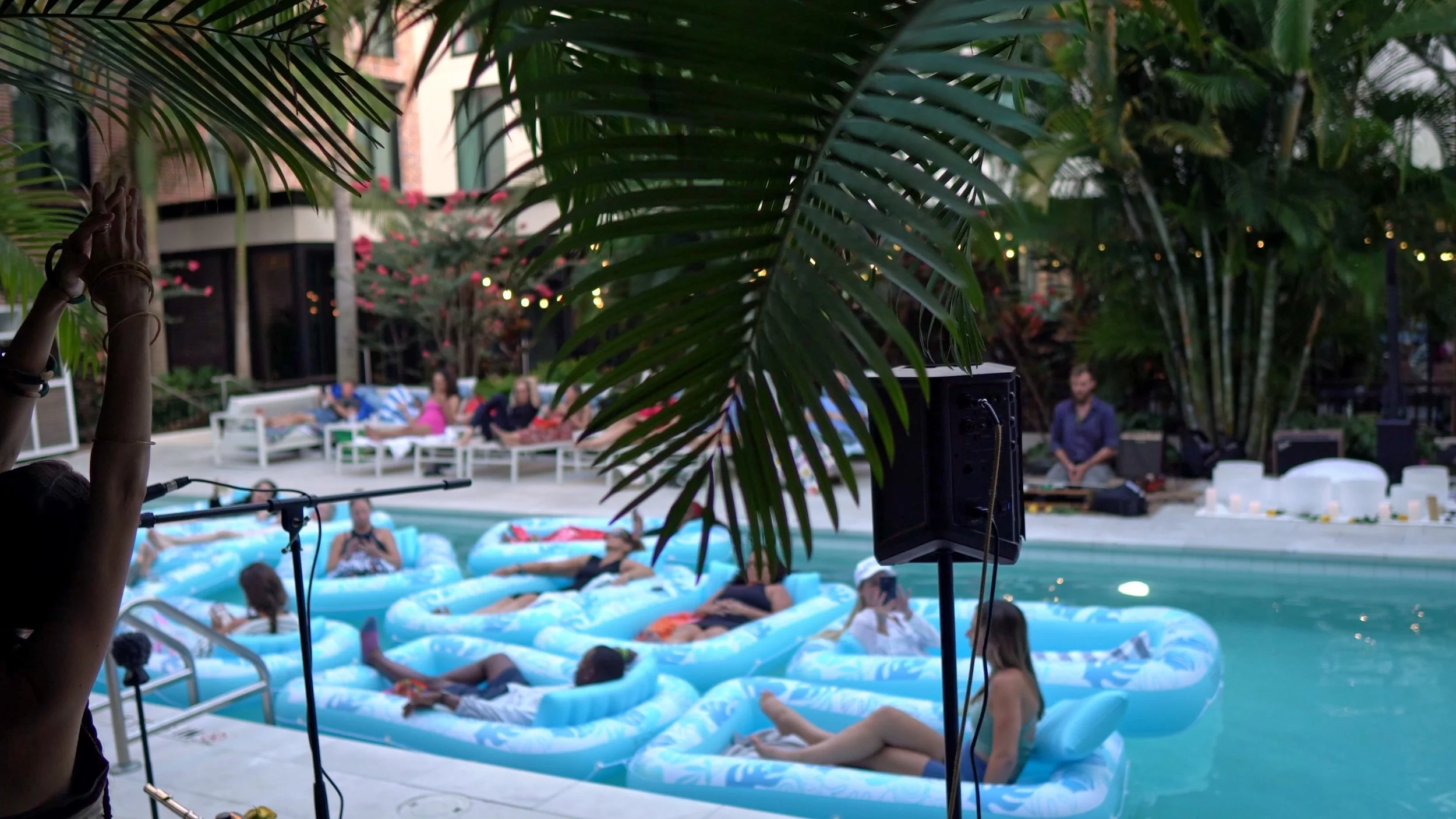 Behind Bushes_1.46.2.jpg