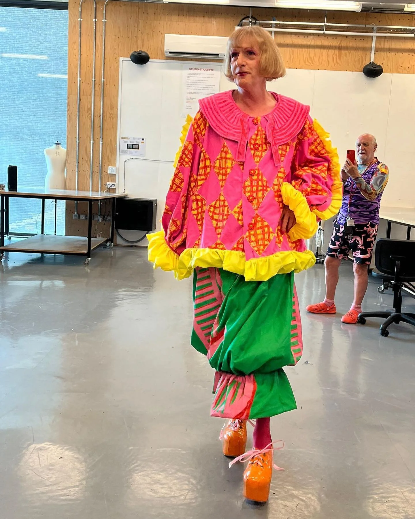 FOR DAVID WHO LOVED THIS PLACE AND FOR AUDREY WHO ALWATS SAT BESIDE HIM

🌸Grayson project
🌸Final garment