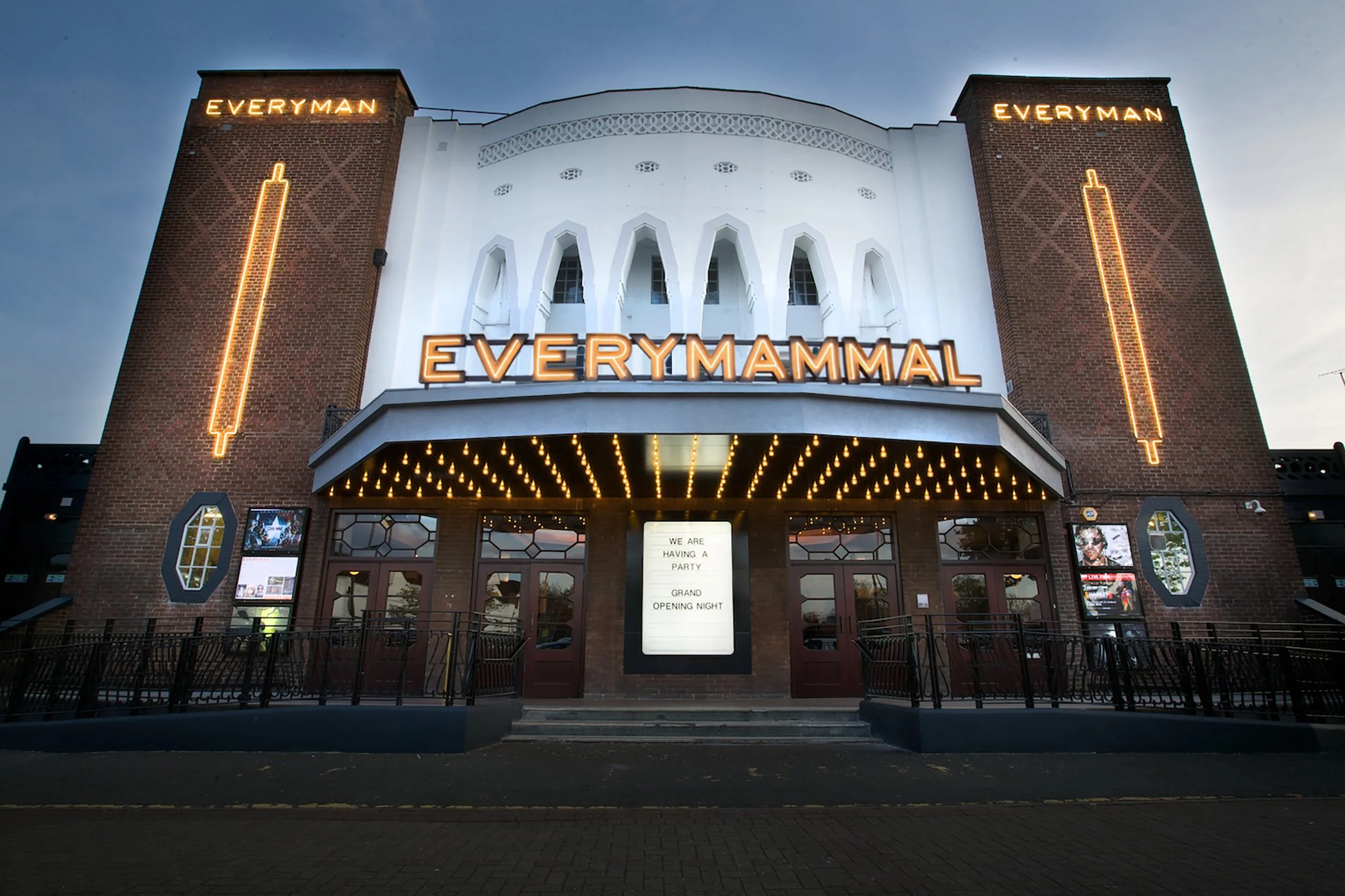 Everyman - Barnet_Everymammil.jpg