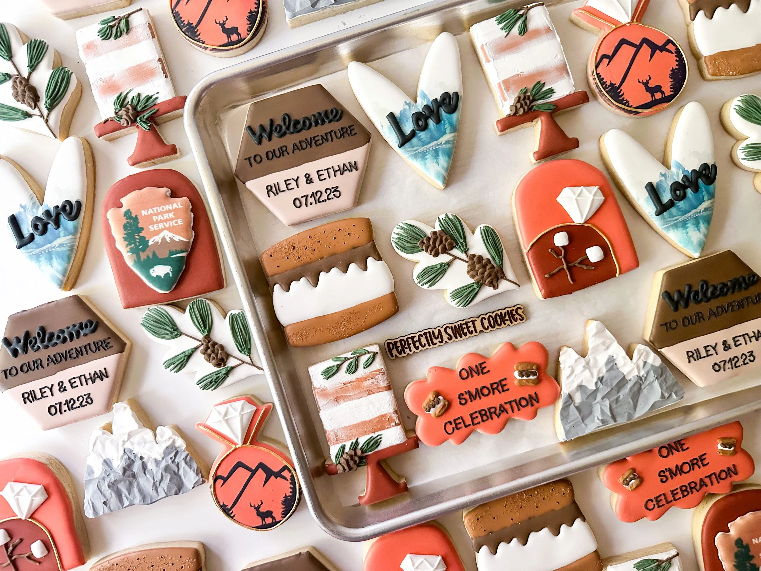 weddingcustomnationalforestcookies.JPG