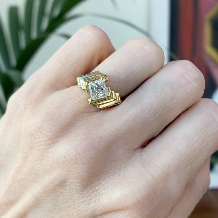 Things you need to know when designing for Engagement ring &amp; Bridal customers:

💍 Know your signature style - what elements of it are you bringing to classic designs? 

💍 If you don&rsquo;t add anything unique to the experience or design, what 
