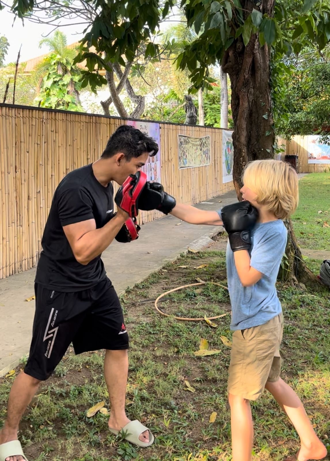 Muay Thai (7-12 years old)
