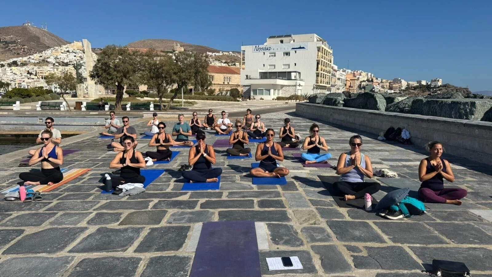 f8b91930-ff40-4cbc-a7da-ef7cbfb49ee8 (1).jpg