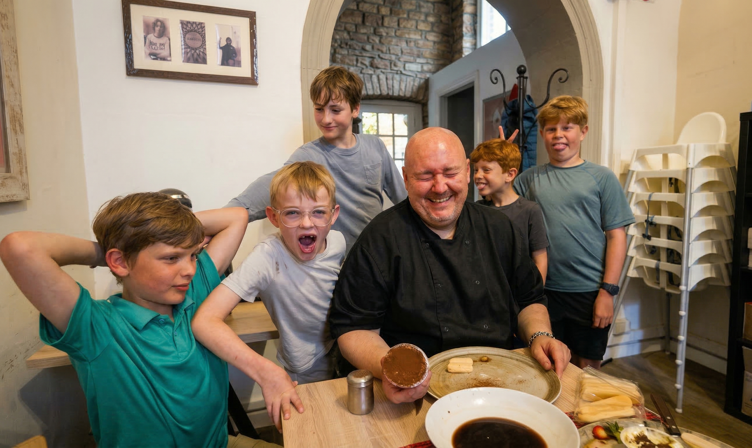 Gemini_Generated_Image_q17hl4q17hl4q17h.png (Copia)