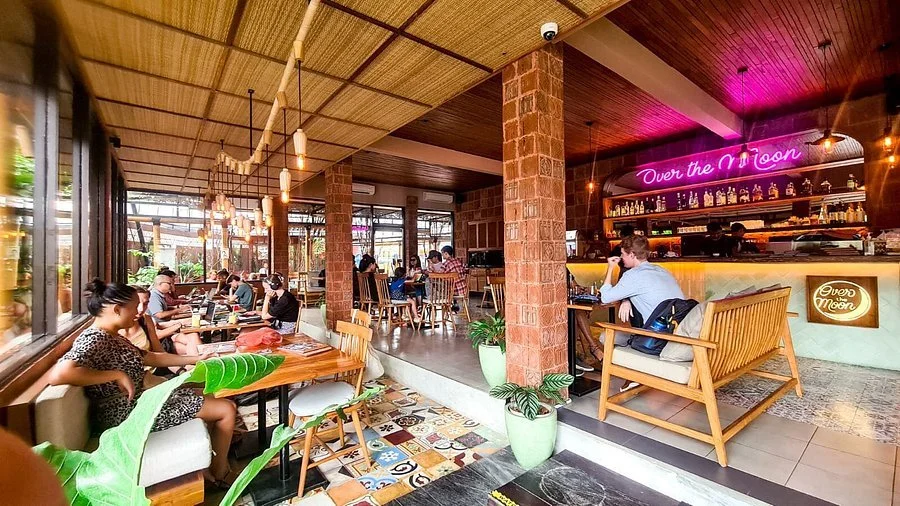 brunch-or-lunch-dinner (1).jpg