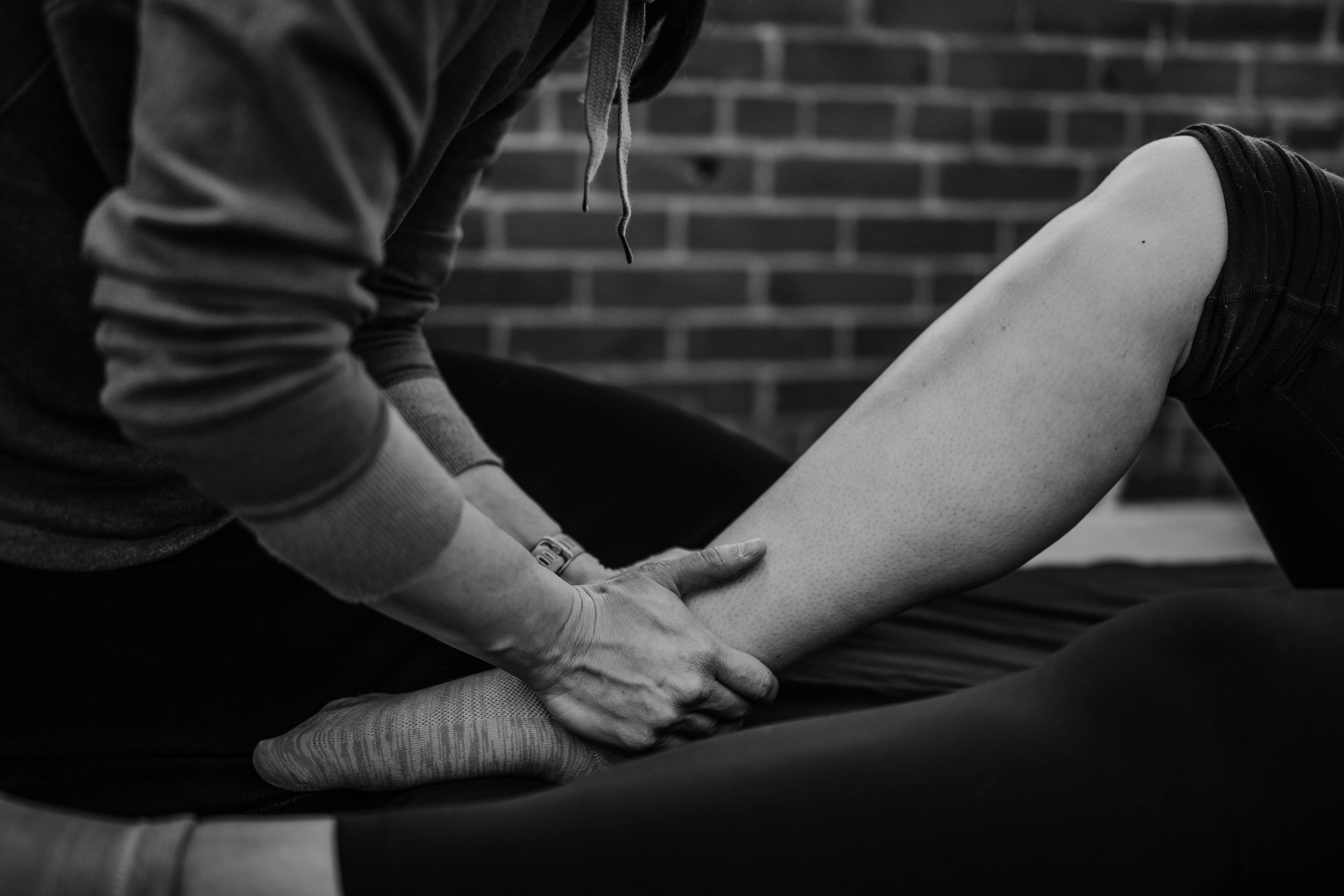 What Makes a Physical Therapy Clinic the Best in Middlebury for Moms?