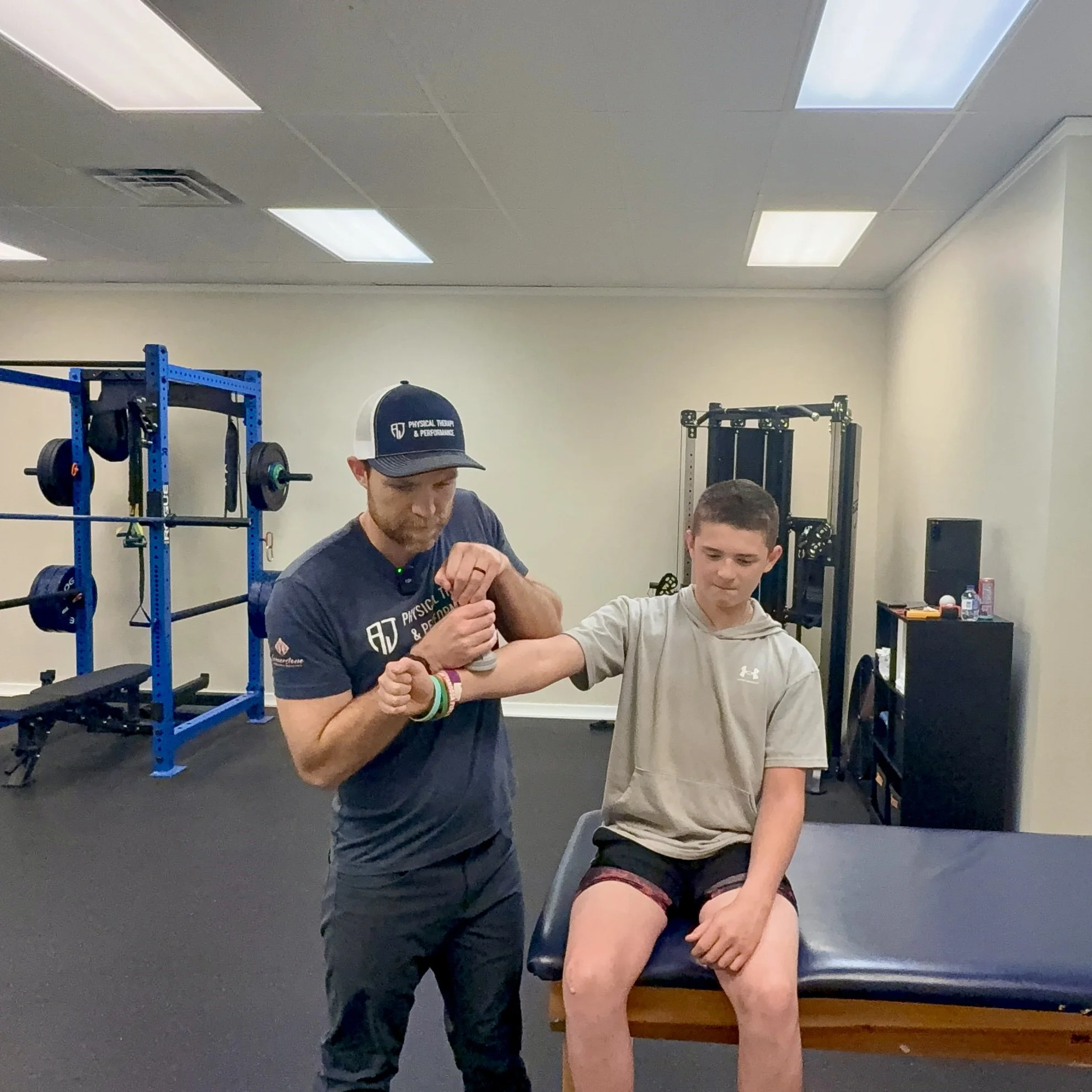 Insurance vs. Cash-Pay Physical Therapy in Middlebury: What's Best for You?