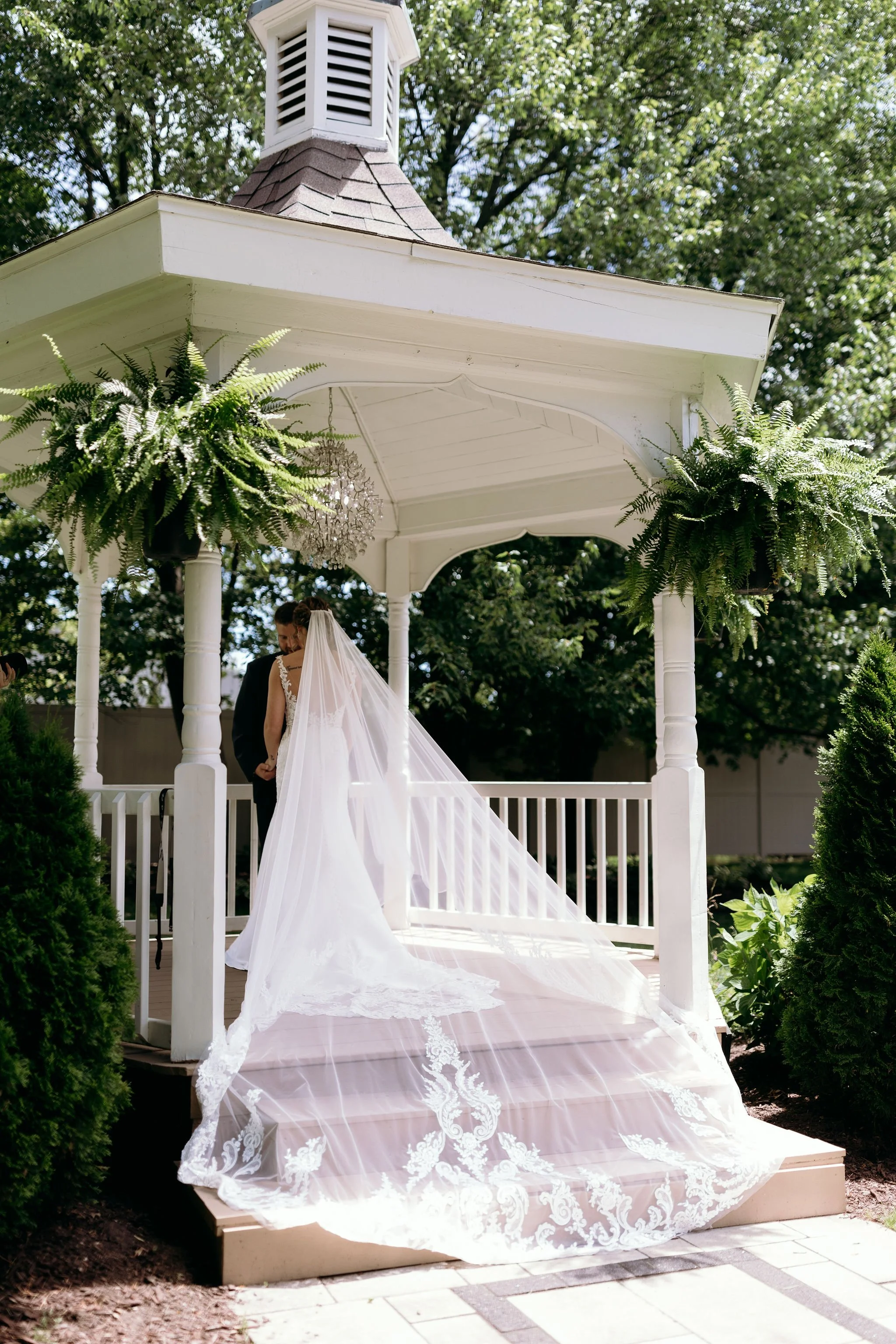 Bride and Groom in the Gardens at Holland Gardens