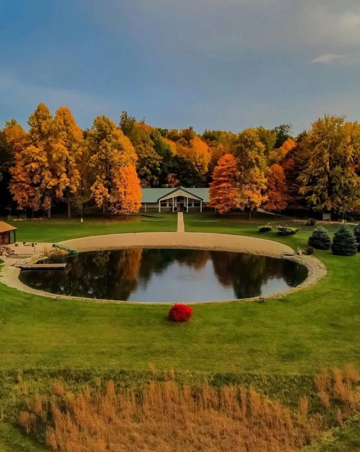 wildflower-estate-aerial-fall-wide.jpg