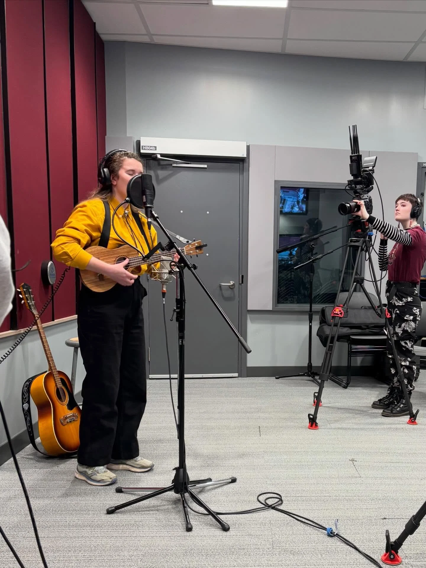 We&rsquo;ve had some amazing live performances on SoundCheck in the past two weeks and we&rsquo;ve got even more to come! 🗓️🗣️

Robin Cai gave us some smooth piano ballads and Blythe Watson blessed our ears with some covers on ukulele and guitar 🎹