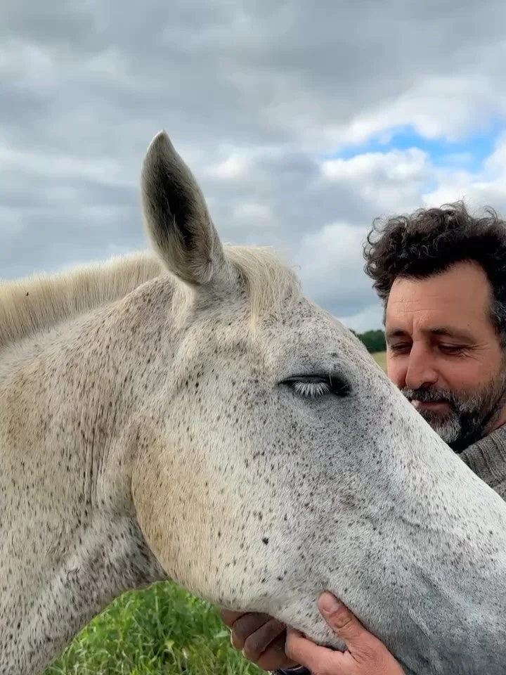 Hi, I’m Amancio, founder of Cavalan Ranch.
I grew up on a ranch in Argentina, where horses and the outdoors were part of everyday life. My family has been raising cattle for generations, so from a young age I was out herding cows and working o