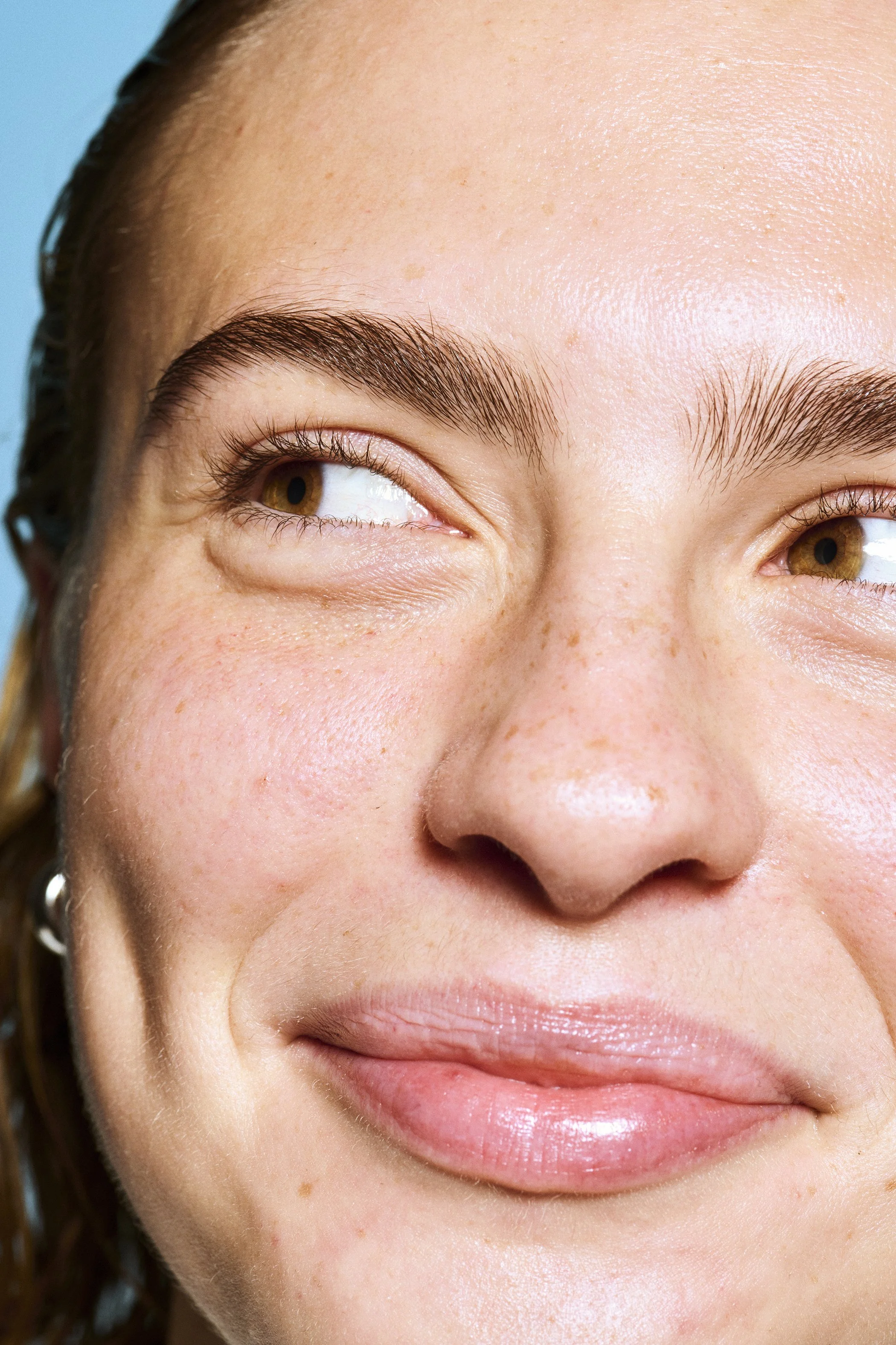 102324_HH_CFCleanser_Eva_After_0703_RGB copy.jpg