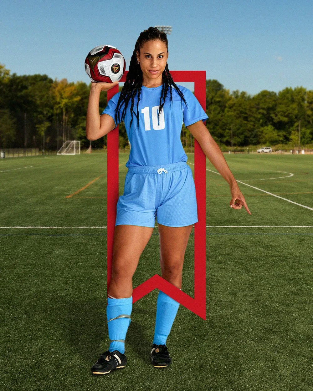 MUL_SISI_SocialPortraits_4x5_ForRetouch_V2Soccer.jpg