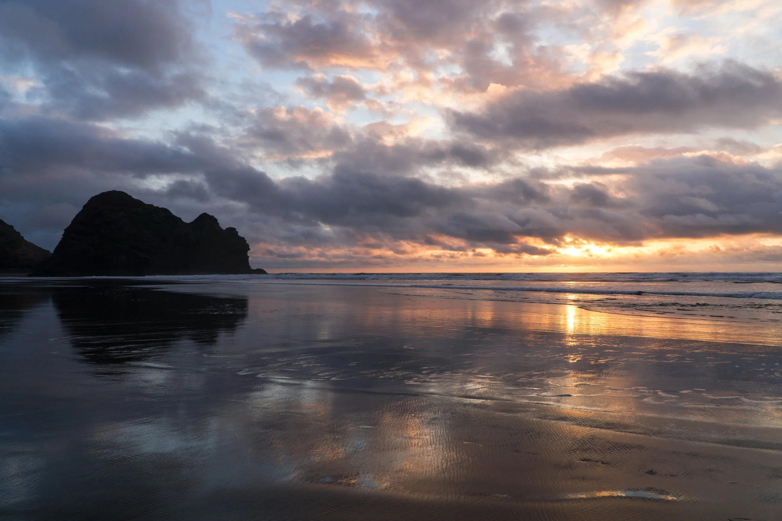 Piha Beach