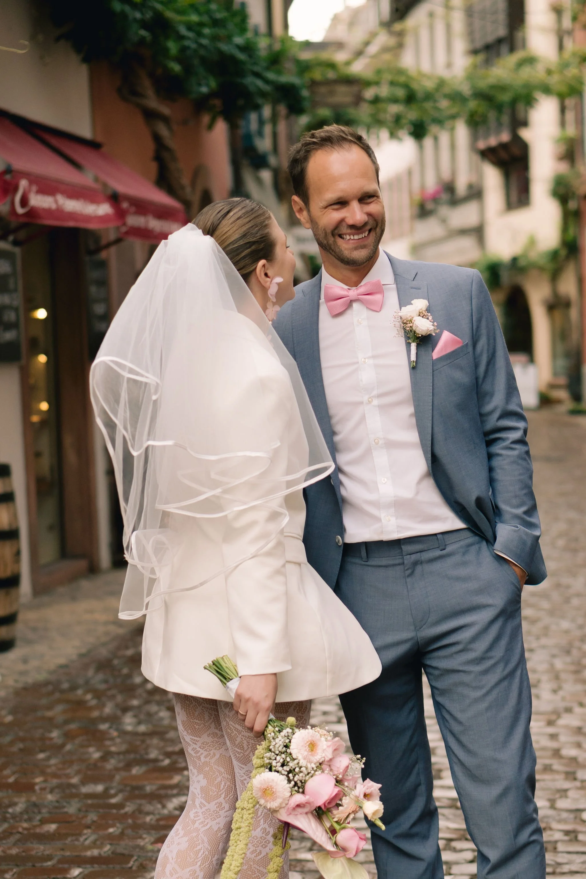 Standesamt Freiburg Hochzeitsfotograf-195.jpg