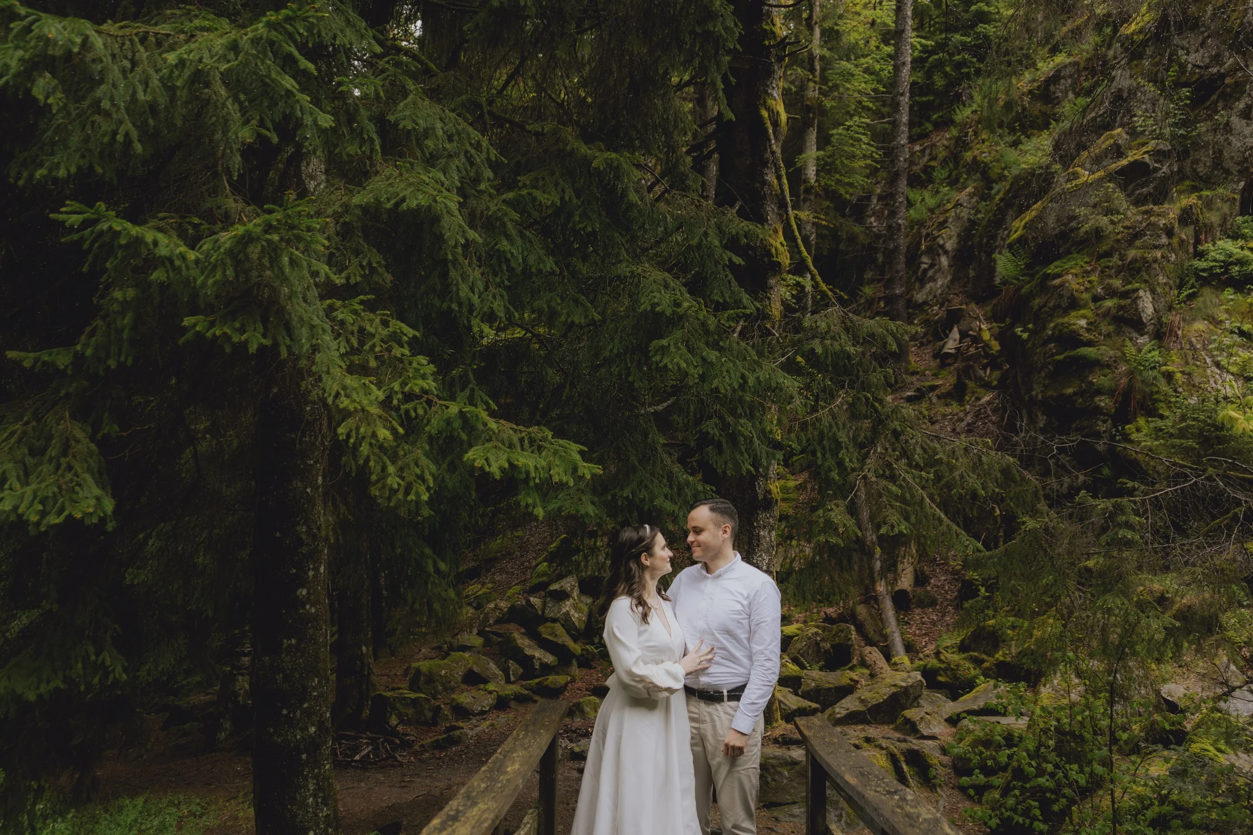 Margo & Igor regen website-04.jpg