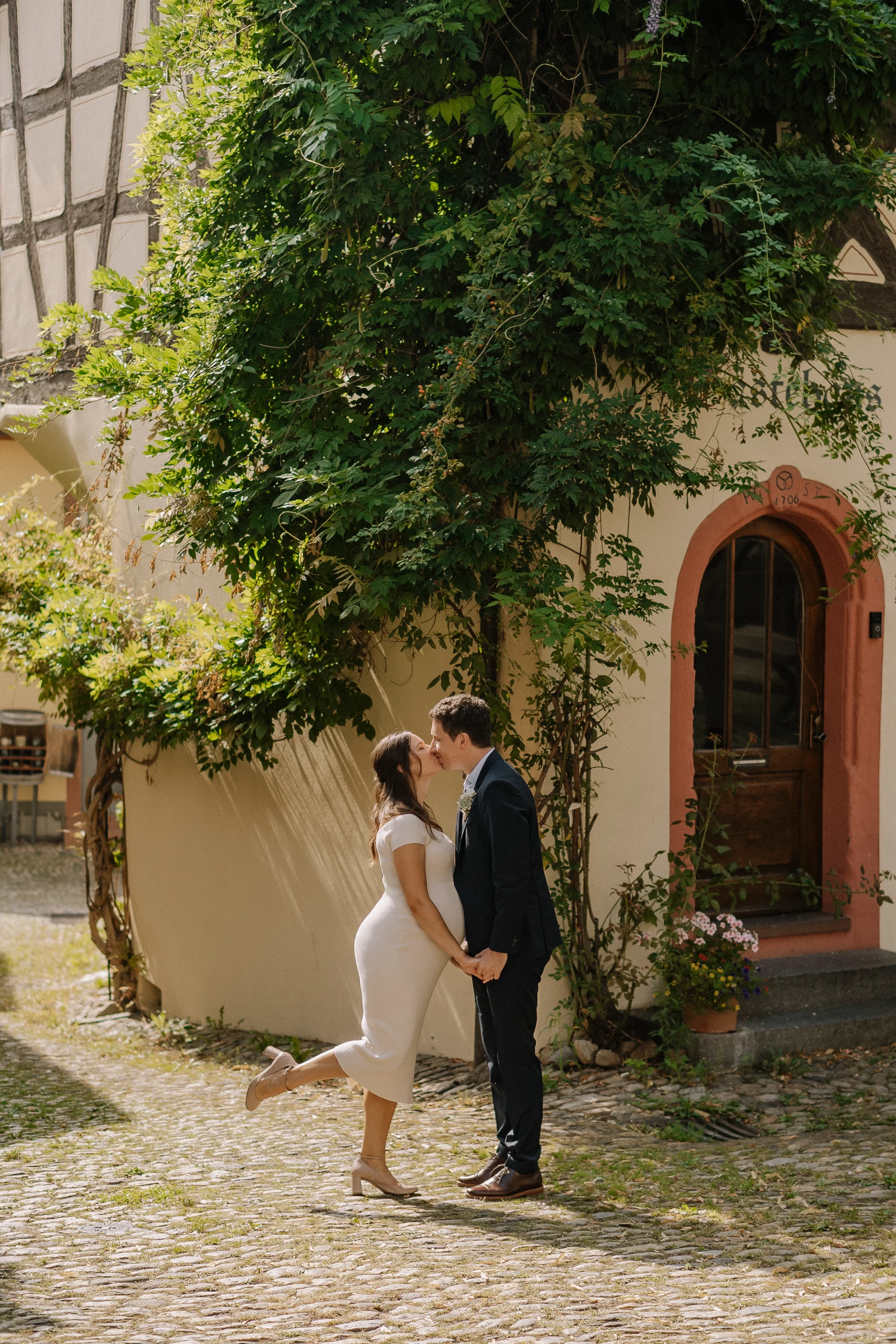 standesamt-hochzeit-burkheim-kaiserstuhl (8).webp