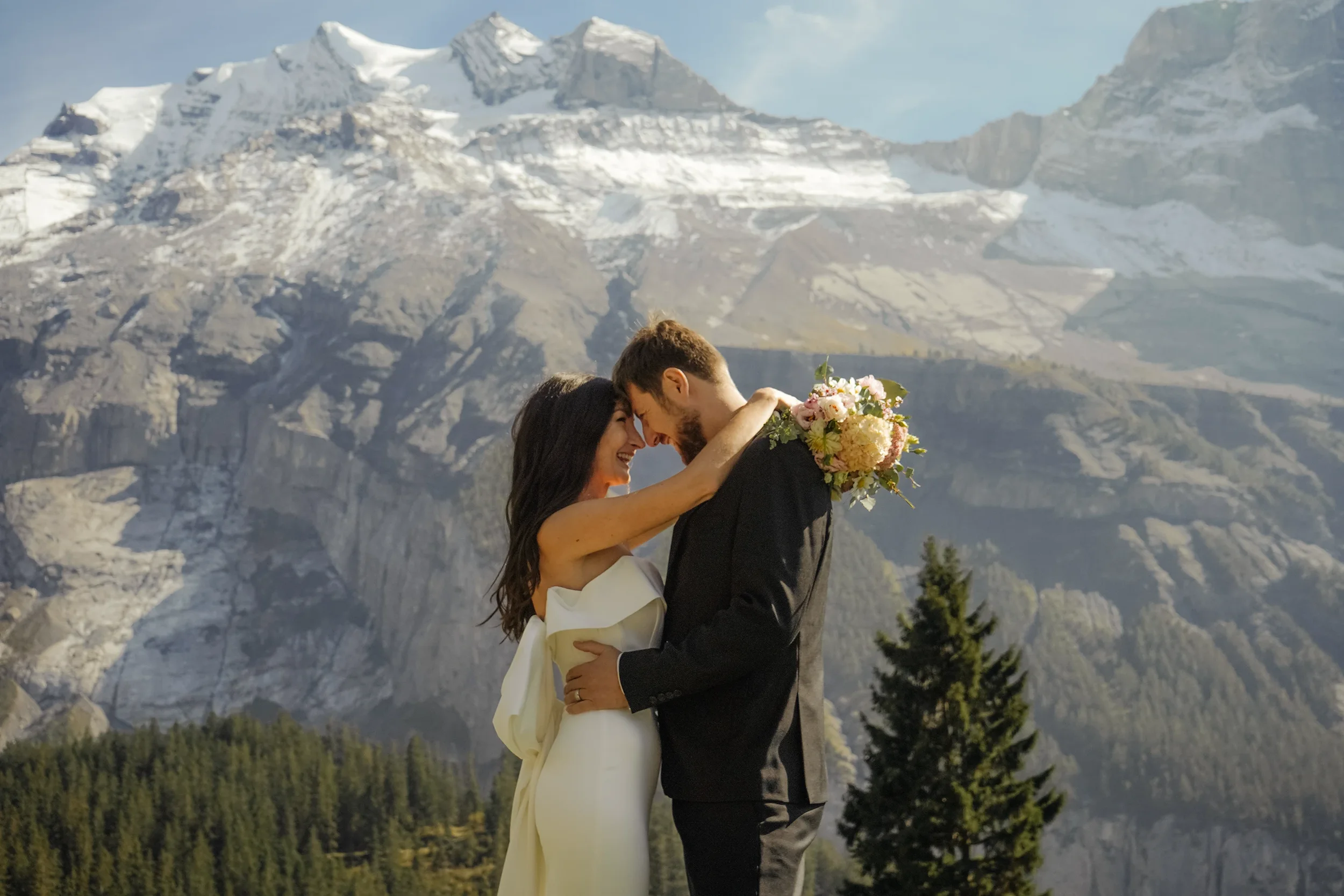 Elopement Photographer Switherland 5.webp