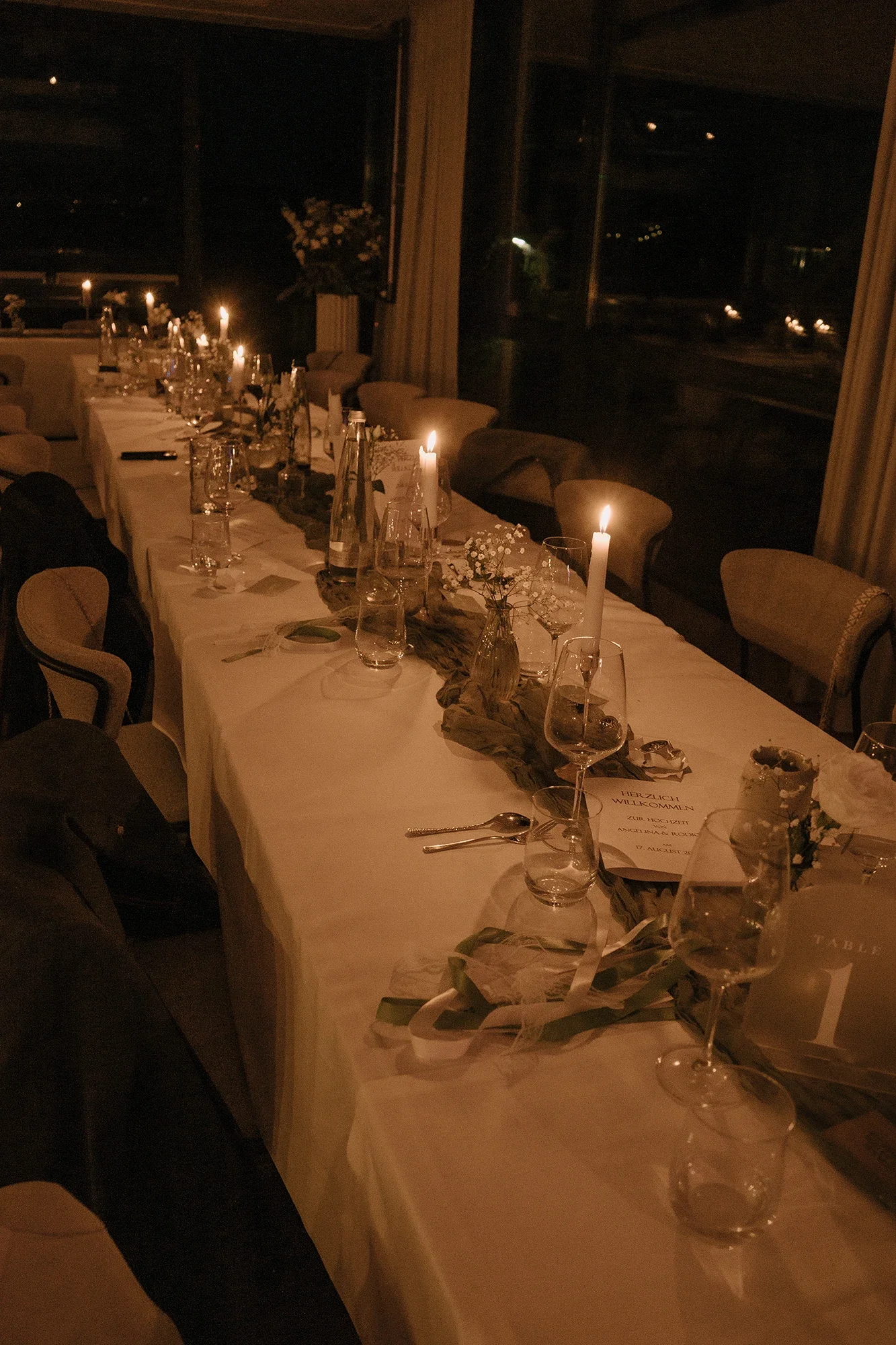 PhotoOfWeddingTableWith Candels.webp