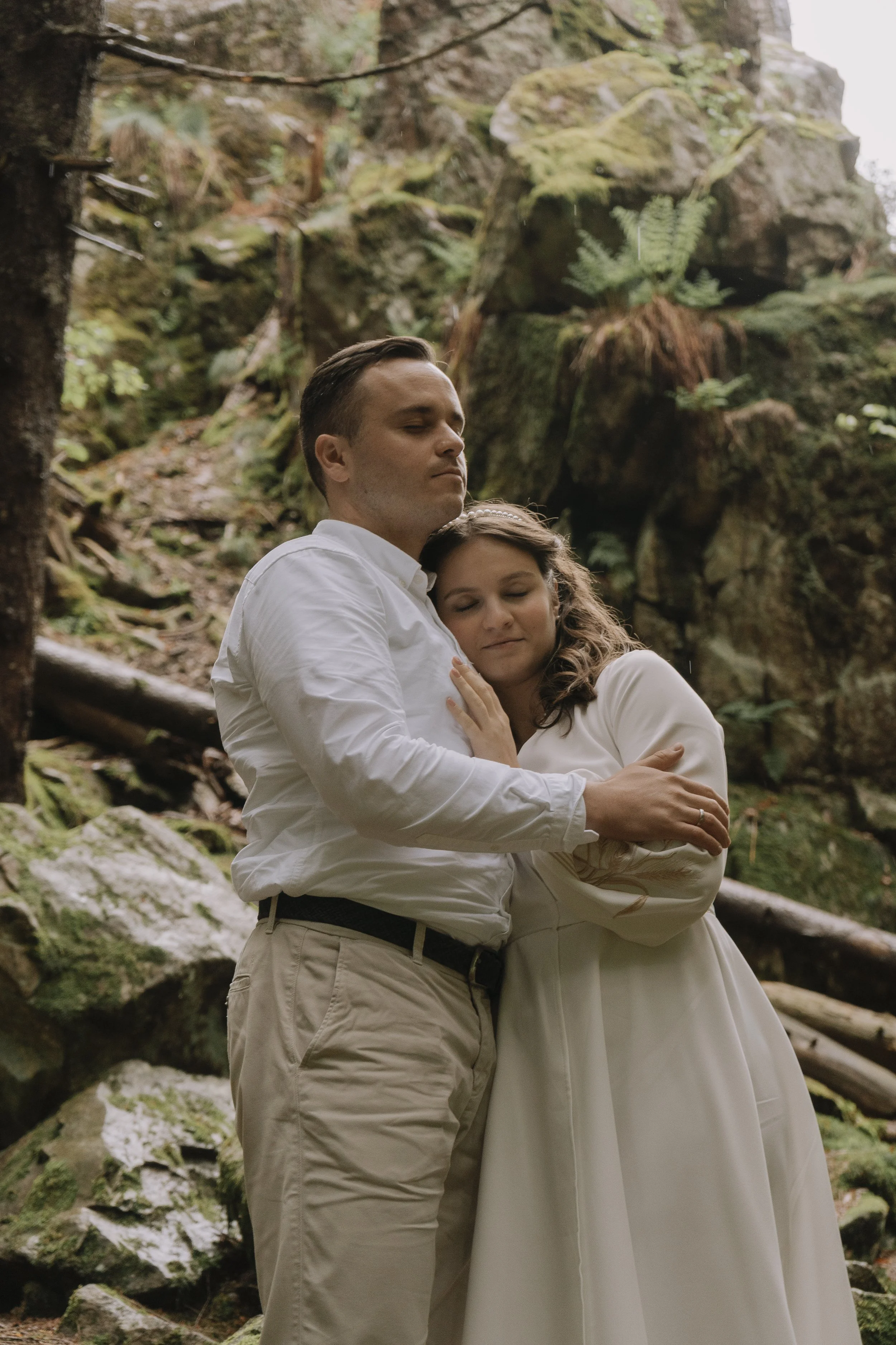 Margo & Igor regen website-03.jpg