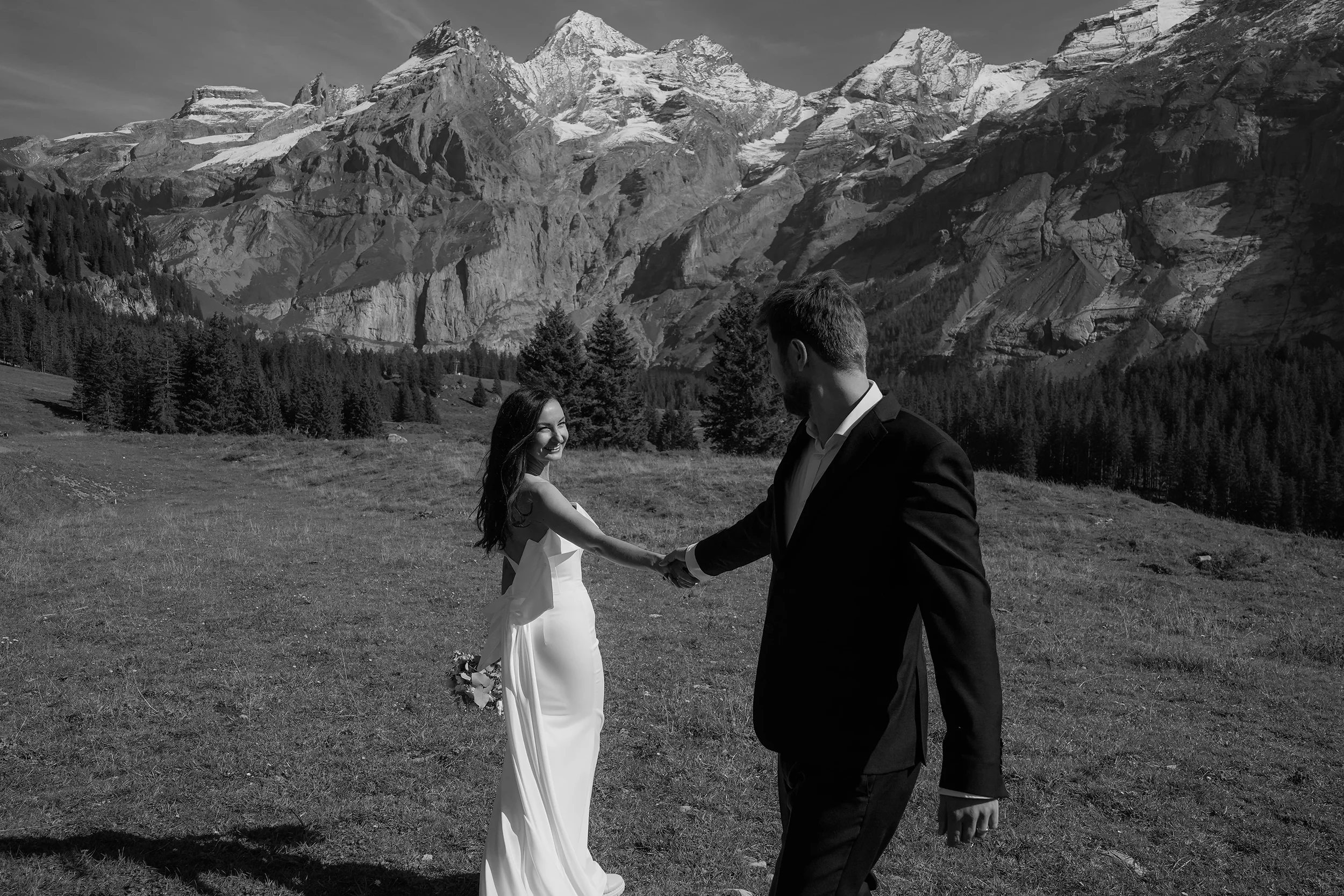 Elopement Photographer Switherland 6.webp