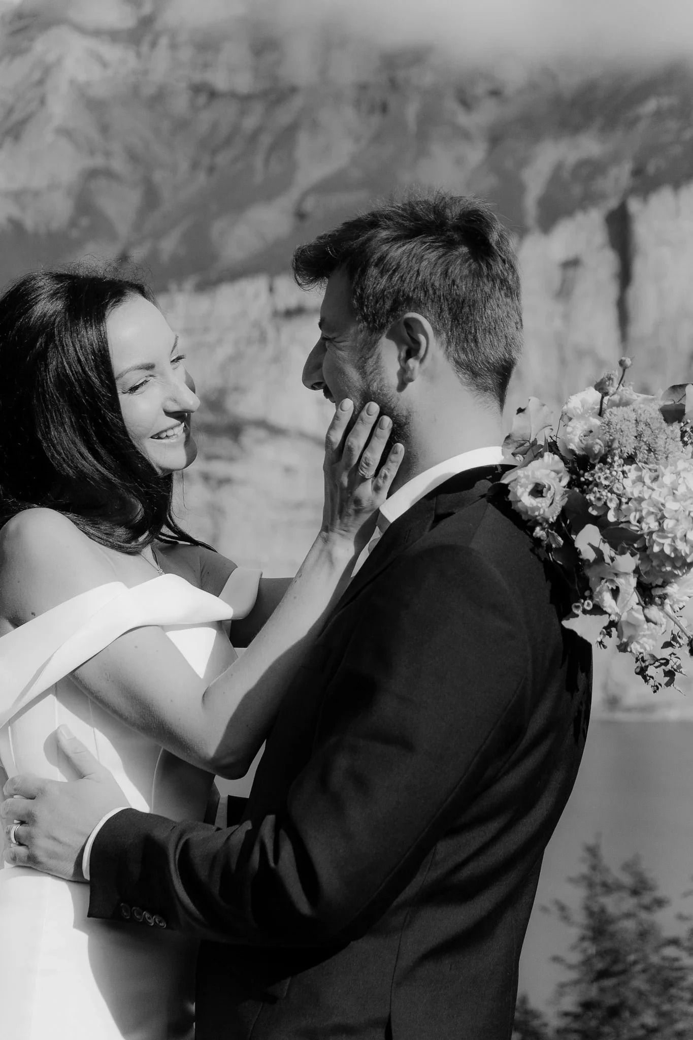 Elopement Photographer Switherland 37.webp