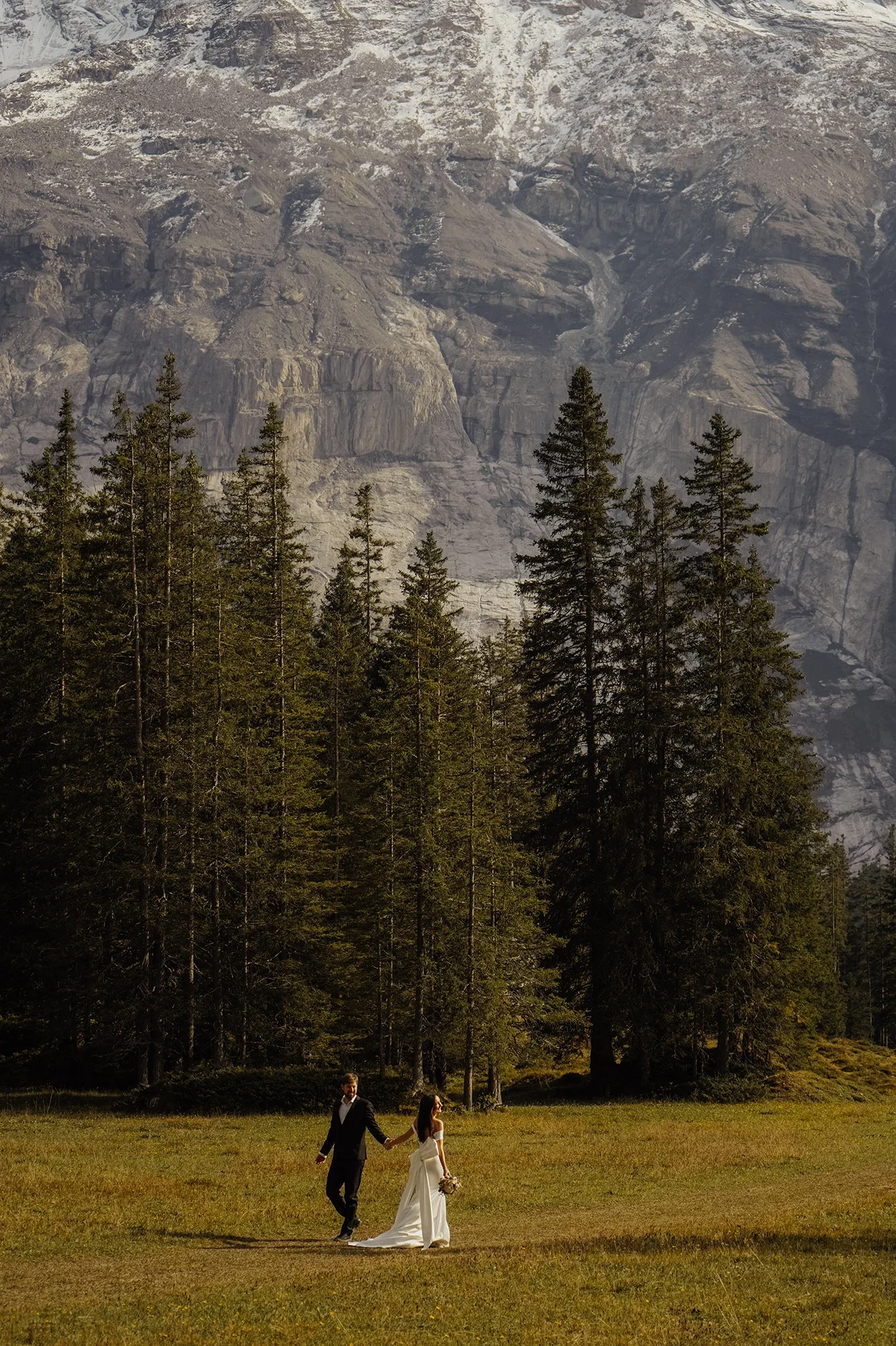 Elopement Photographer Switherland 14.webp