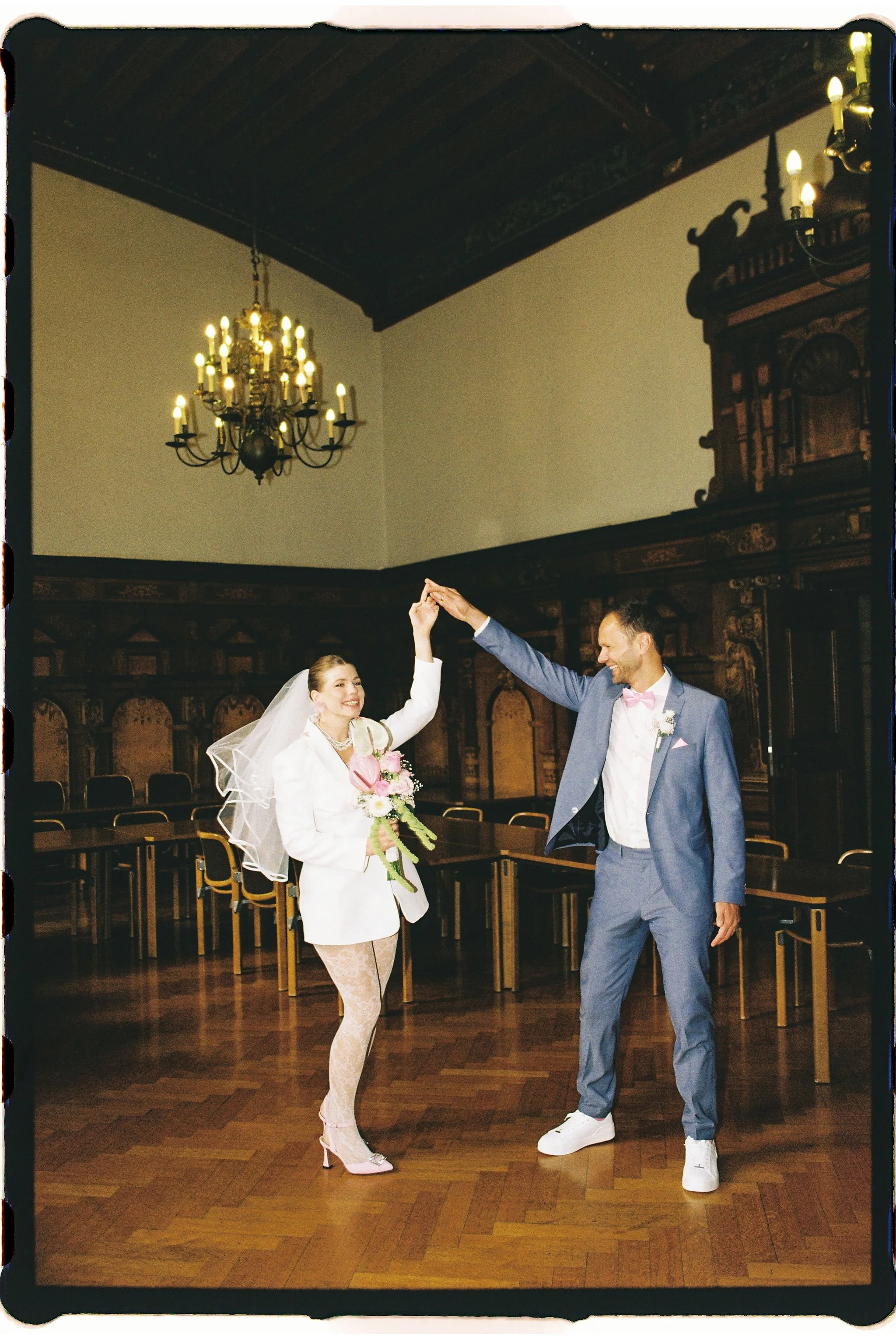 Standesamt Freiburg Hochzeitsfotograf-088.jpg