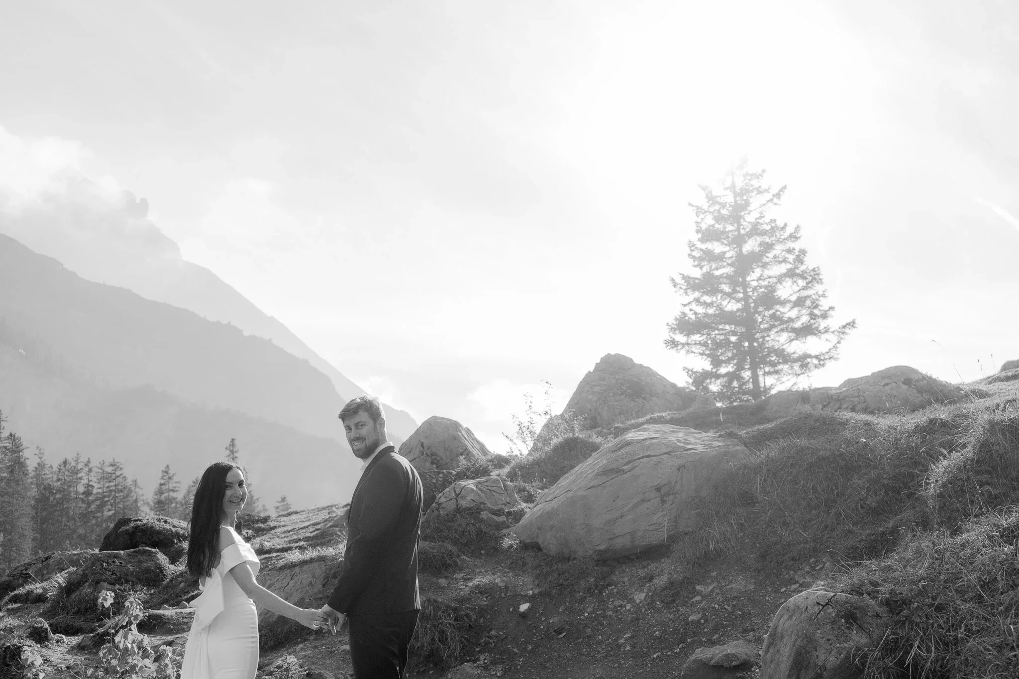 Elopement Photographer Switherland 40.webp