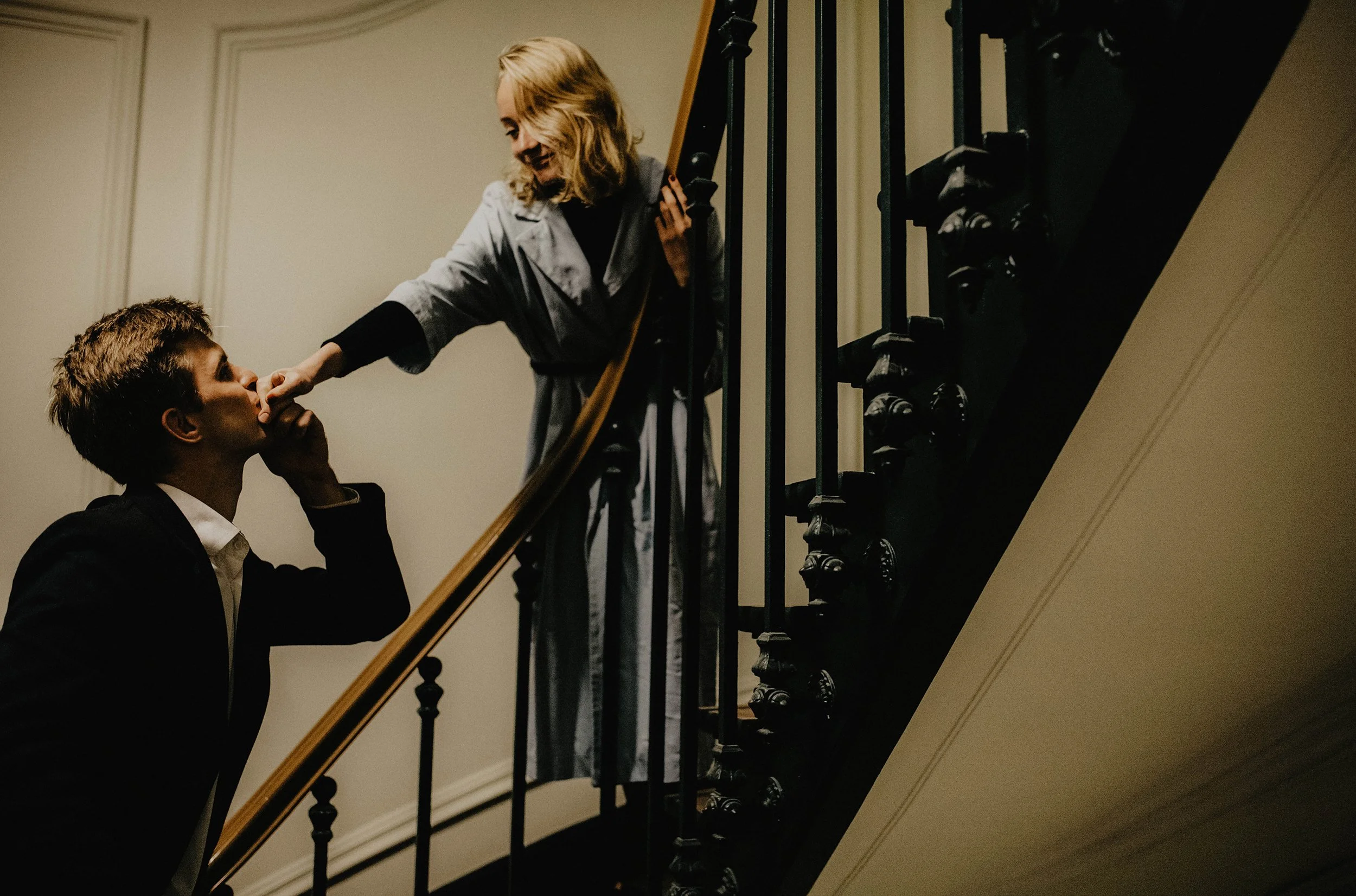 CoupleShootin ParisFrance.jpg