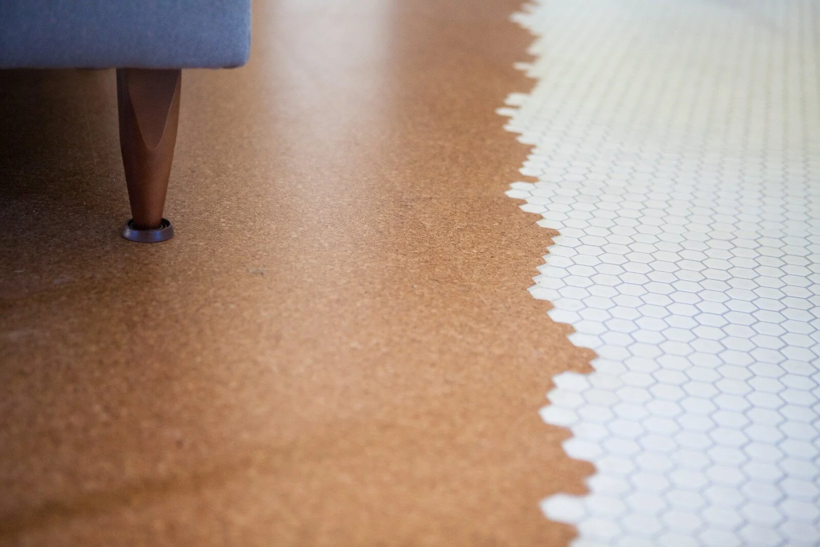 5 Mid Century Modern Flooring Options That Stand The Test of Time