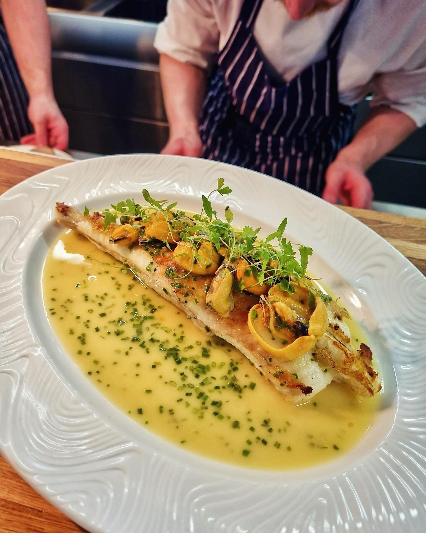 Our mighty fine whole monkfish tail served with St Austell Bay mussels, shallots and white wine butter is back on the menu tonight! 🥂

Link in our bio to book a table ✨

_______⠀


#noahsbristol #chefstagram #bts #monkfish #mussels #onthepass #f