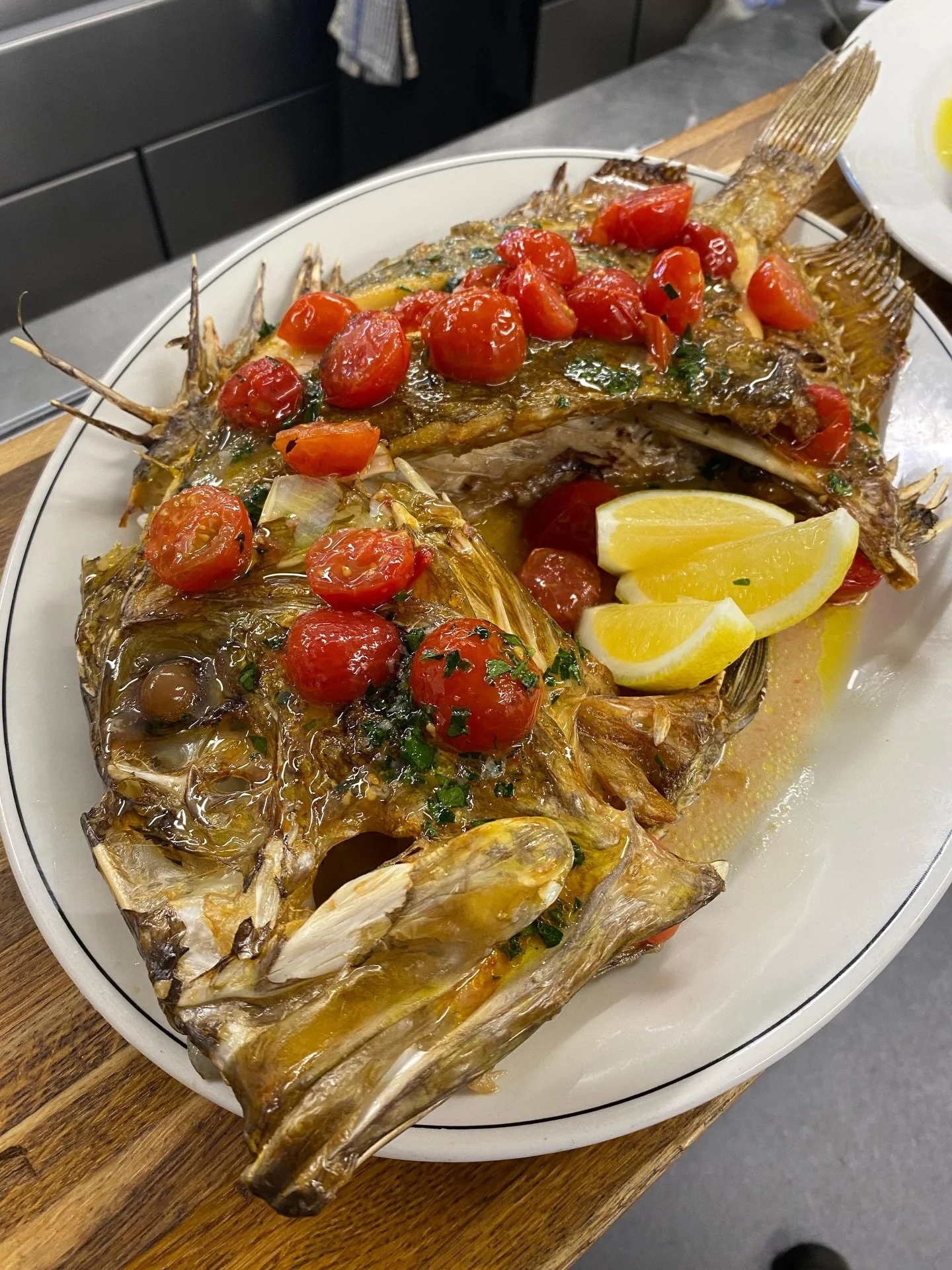 Fish to share!&nbsp;🎣&nbsp;Some beautiful fish landed this week and there&rsquo;s nothing like a showstopping table centrepiece to dig into over a celebratory long weekend.
&nbsp;
Today&rsquo;s is whole roasted south coast John Dory from Brixham, wi