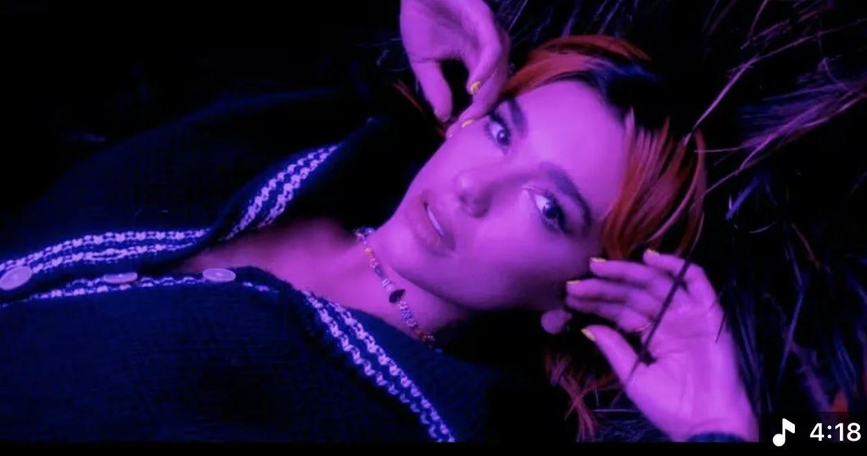 Dua Lipa ft Madonna & Missy Elliott - Levitating