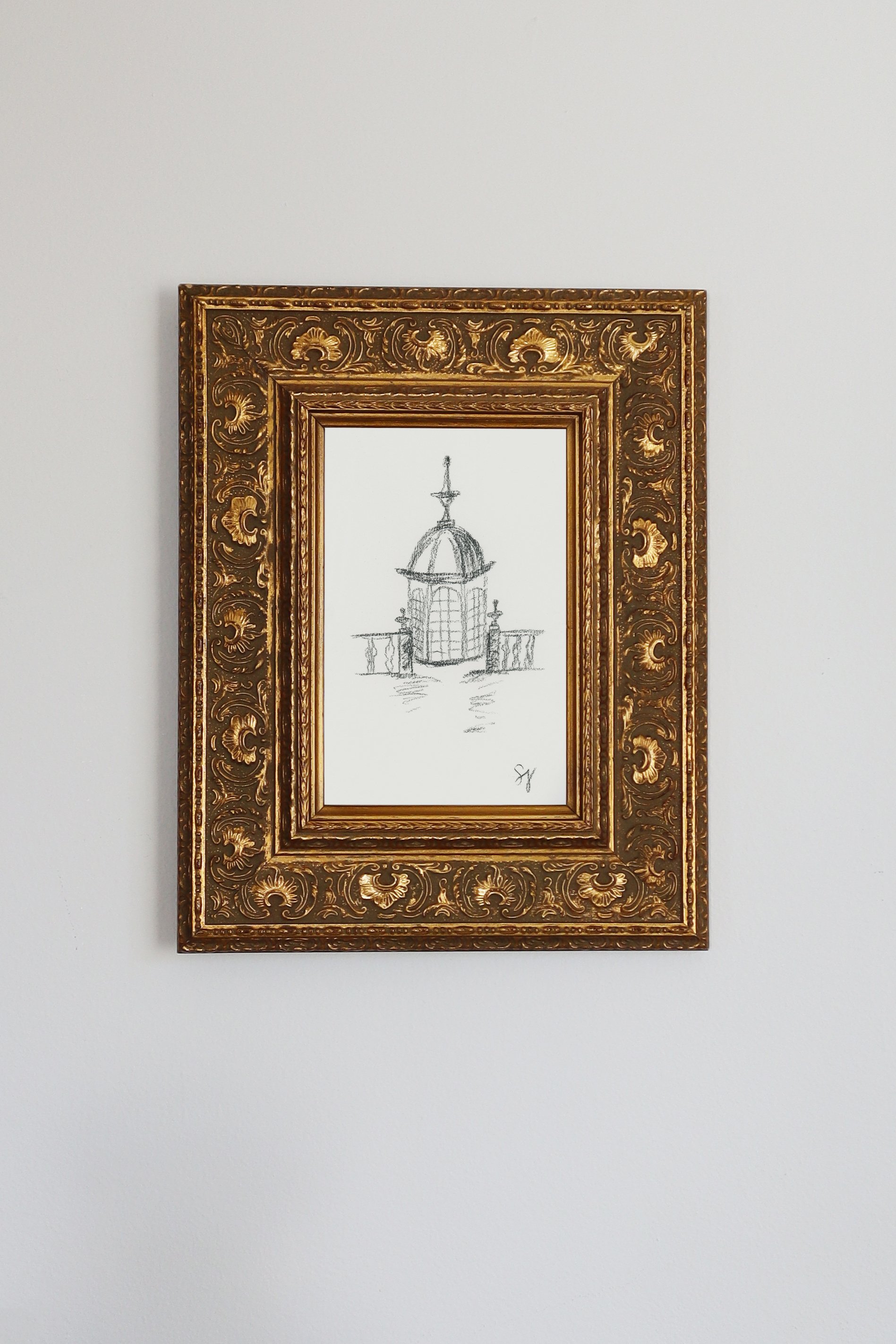 verticall small ornate frame mockup zoom 2.jpg