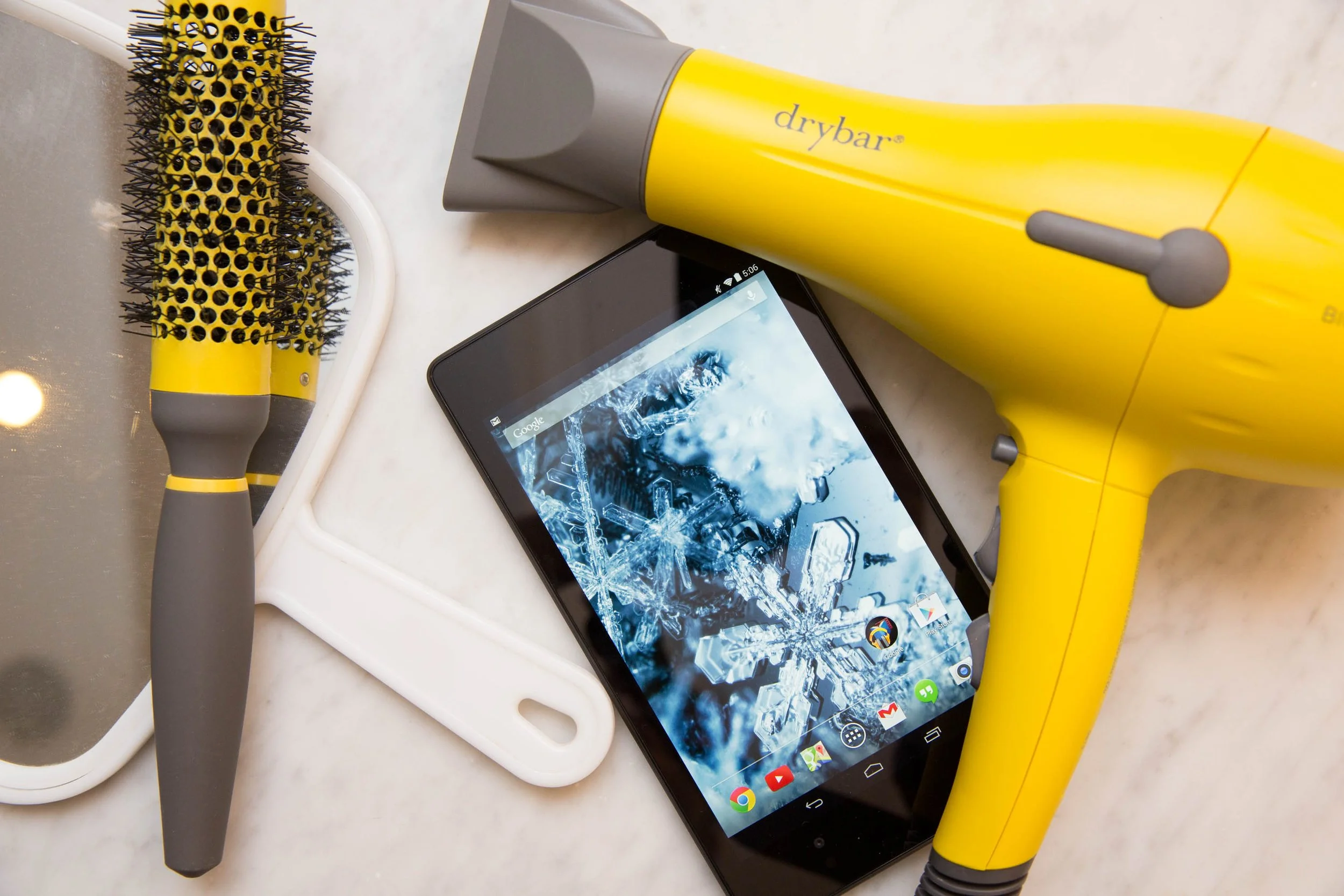 <p>Drybar & Google</p> Hardware Collab <span>Hide</span> <span> PRESS PARTNERSHIP TOUR</span>