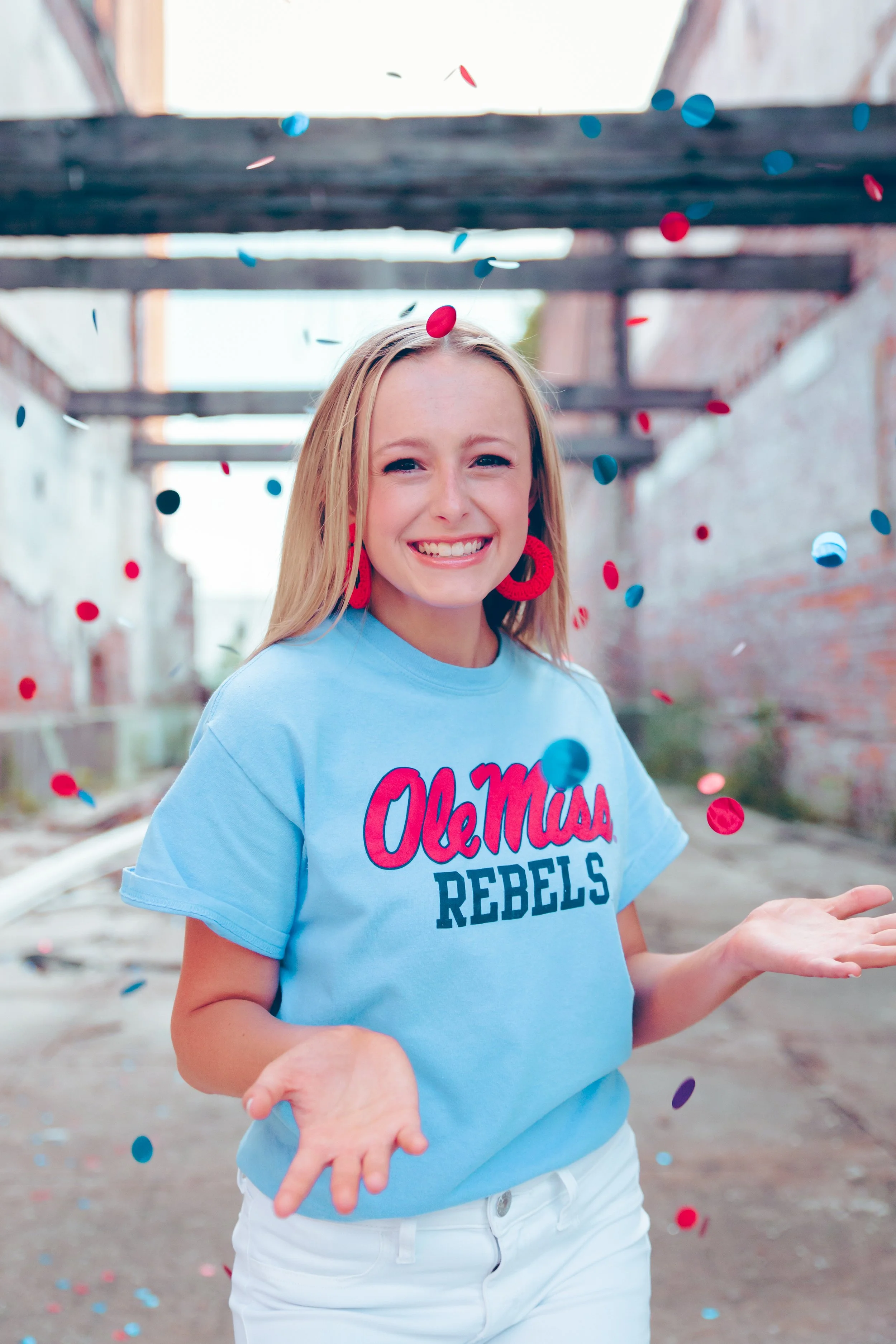High school senior session in Madison, MS. Senior photographer in central Mississippi 