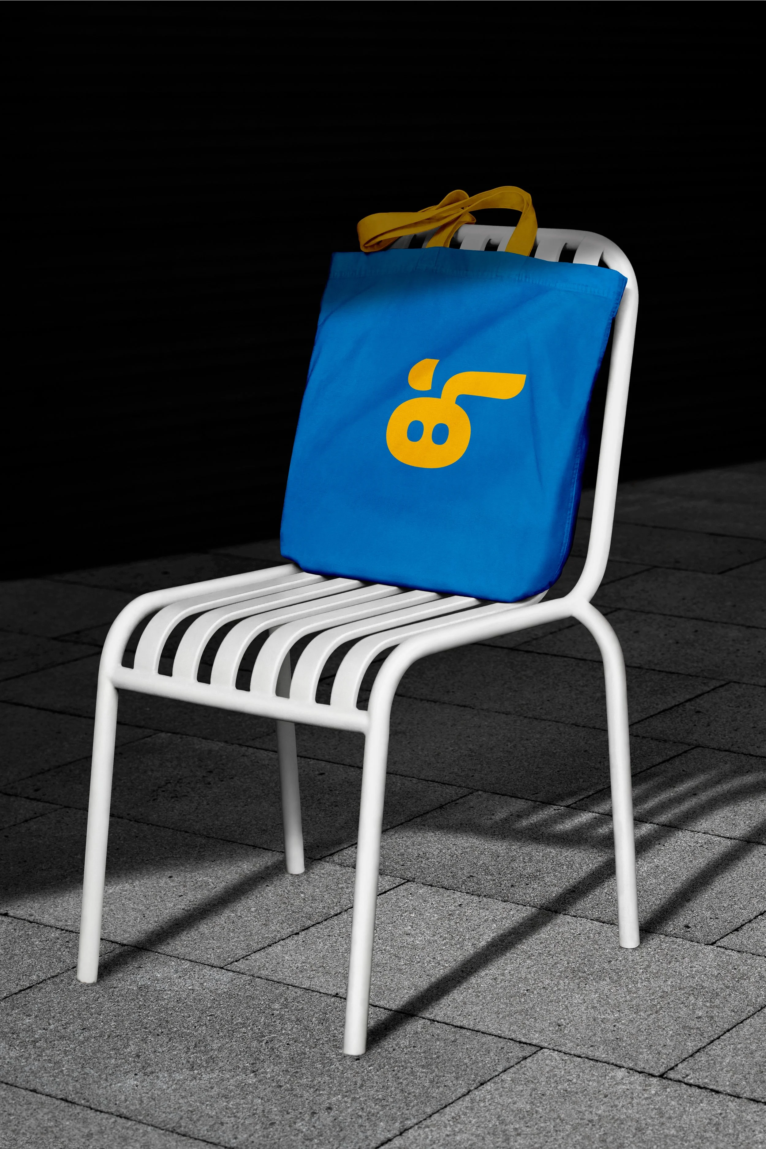 tote_bag_03.jpg