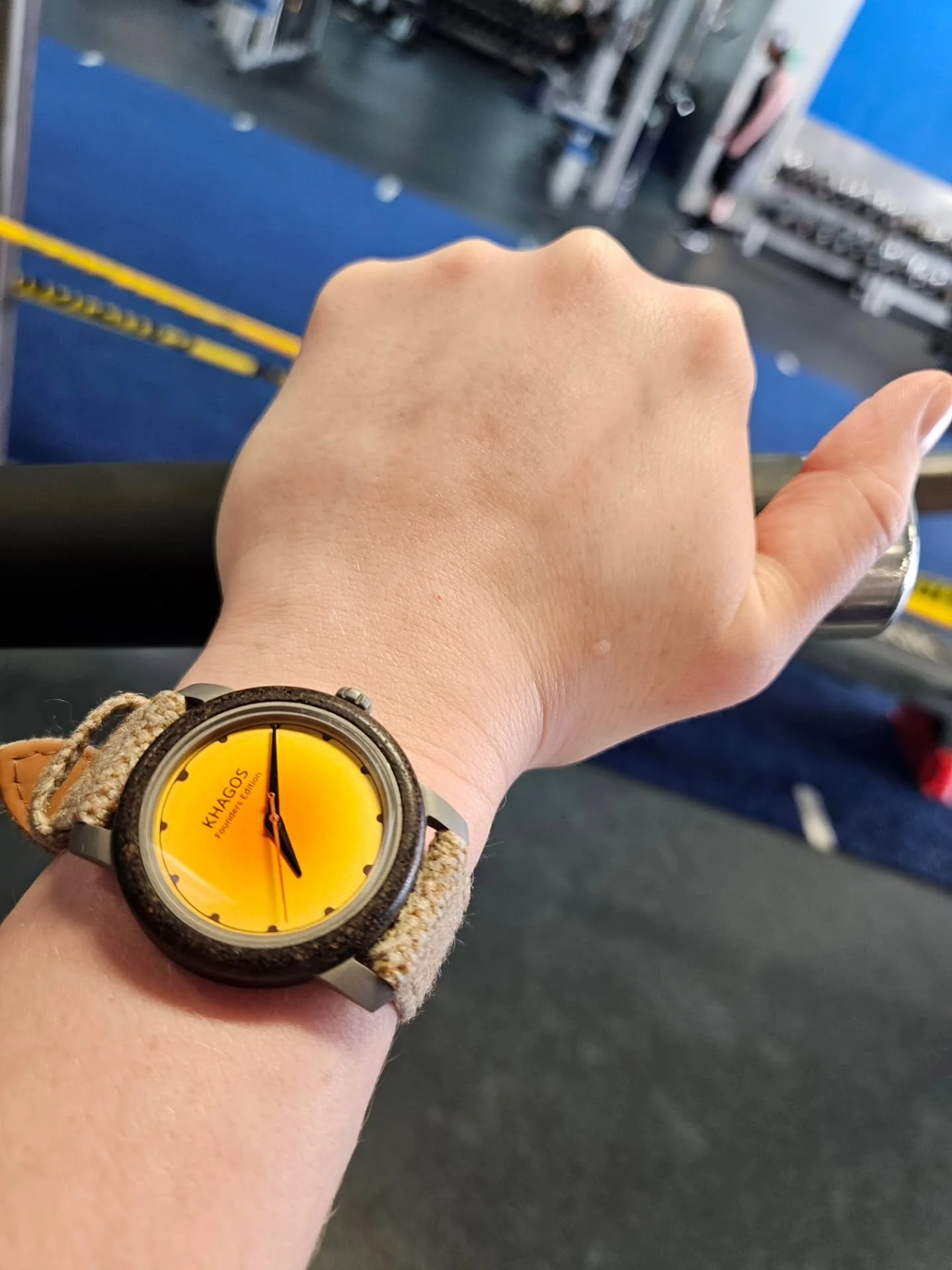A watch that can stick with you at the gym :) it may just tell the time, but it will look good doing it 💪

~
#khagoswatch #microbrandwatches #microbrandwatch #uniquewatches #uniquewatch