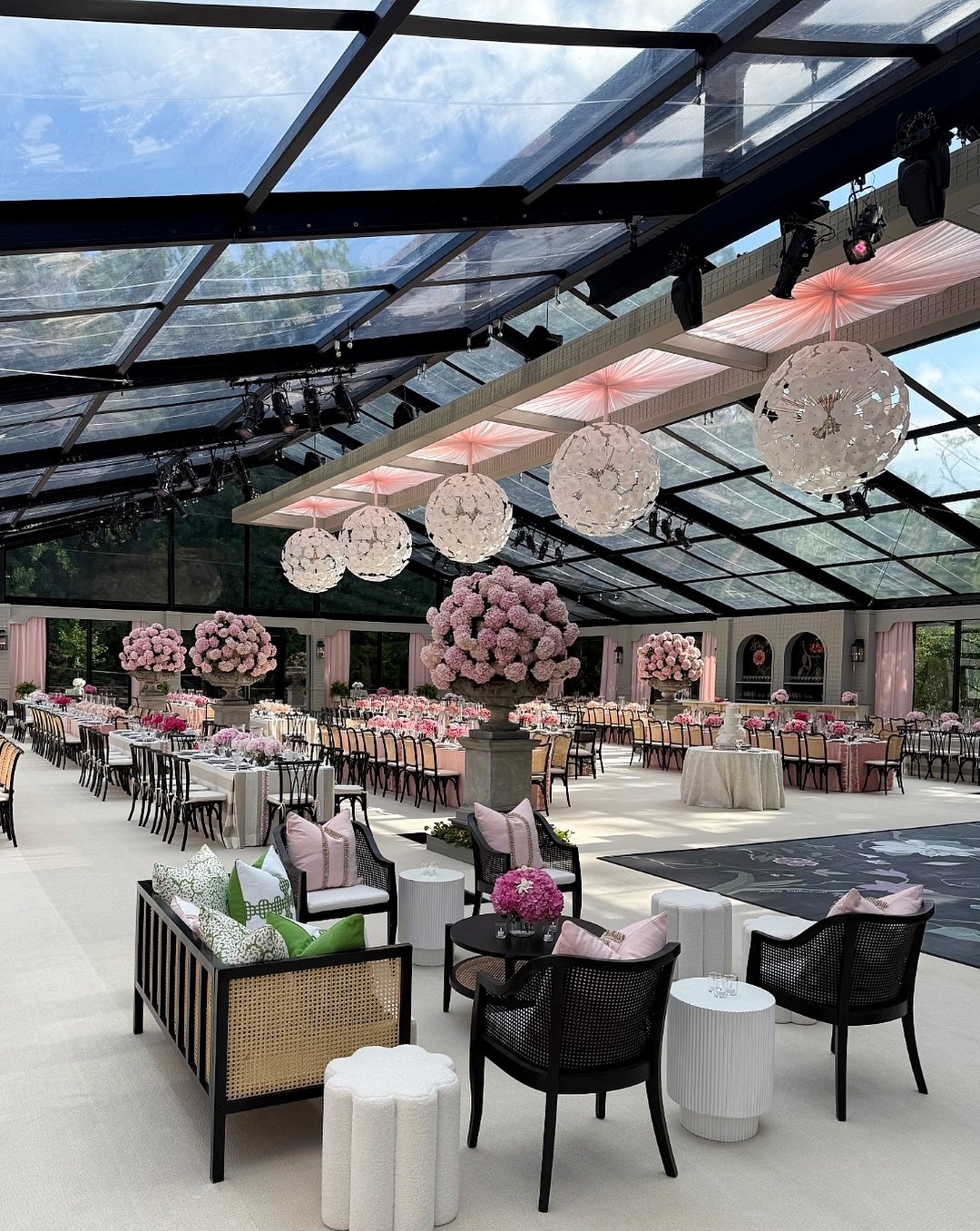 A weekend in Atlanta. 

Somewhere between an empty space and a finished one is where this Atlanta event started, tables placed, linens set, every surface designed before anyone walks in, all of it built by a team that left New York for the weekend to