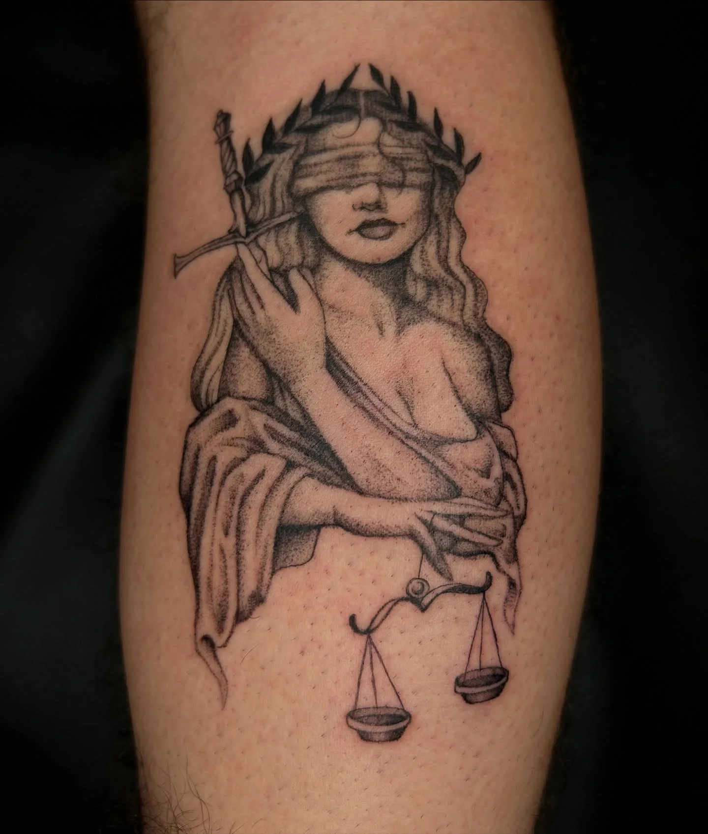 Greek inspired lady for Marcelo! Thank you dude. Done at @thornandthistletattoo 
.
.
.
.
.
.
#tattoo #tattooart #inked #tattoolife #tattooartist
#finelinetattoo #blackwork #tattoodesign #MiamiTattooArtist #inkedgirls