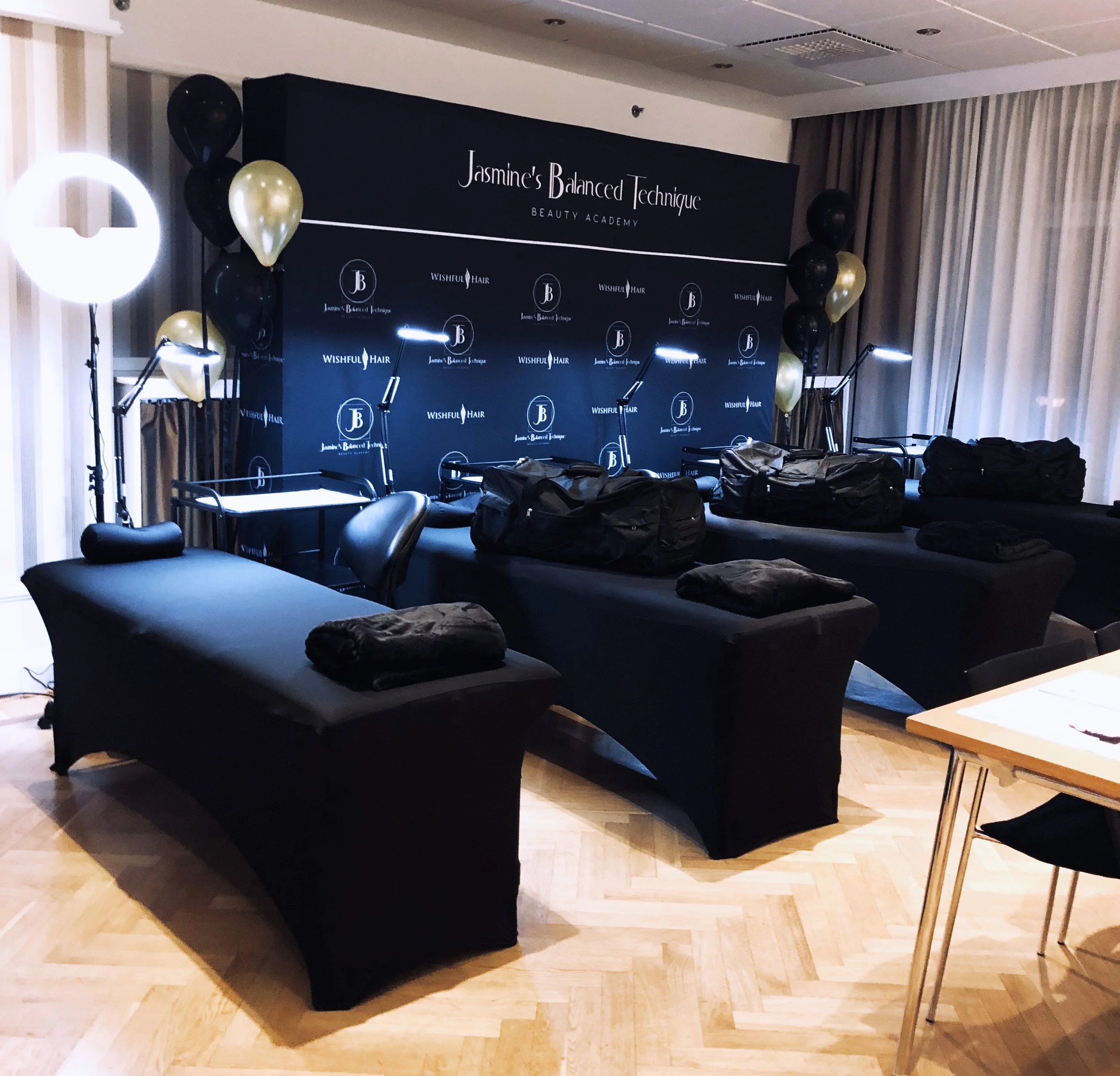PopupWall2.jpg