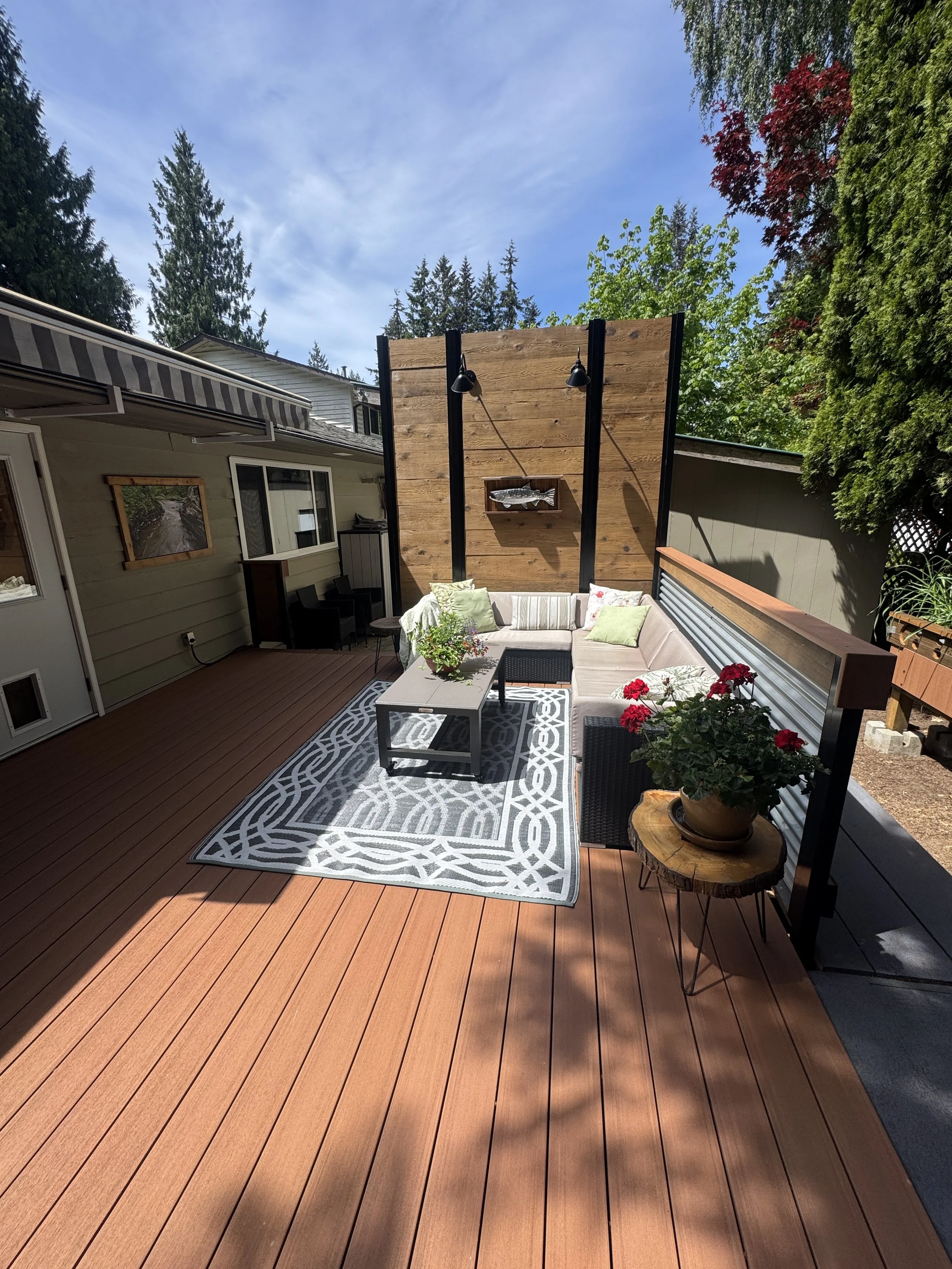 brookswood-composite-deck-finished-6JPG.JPG