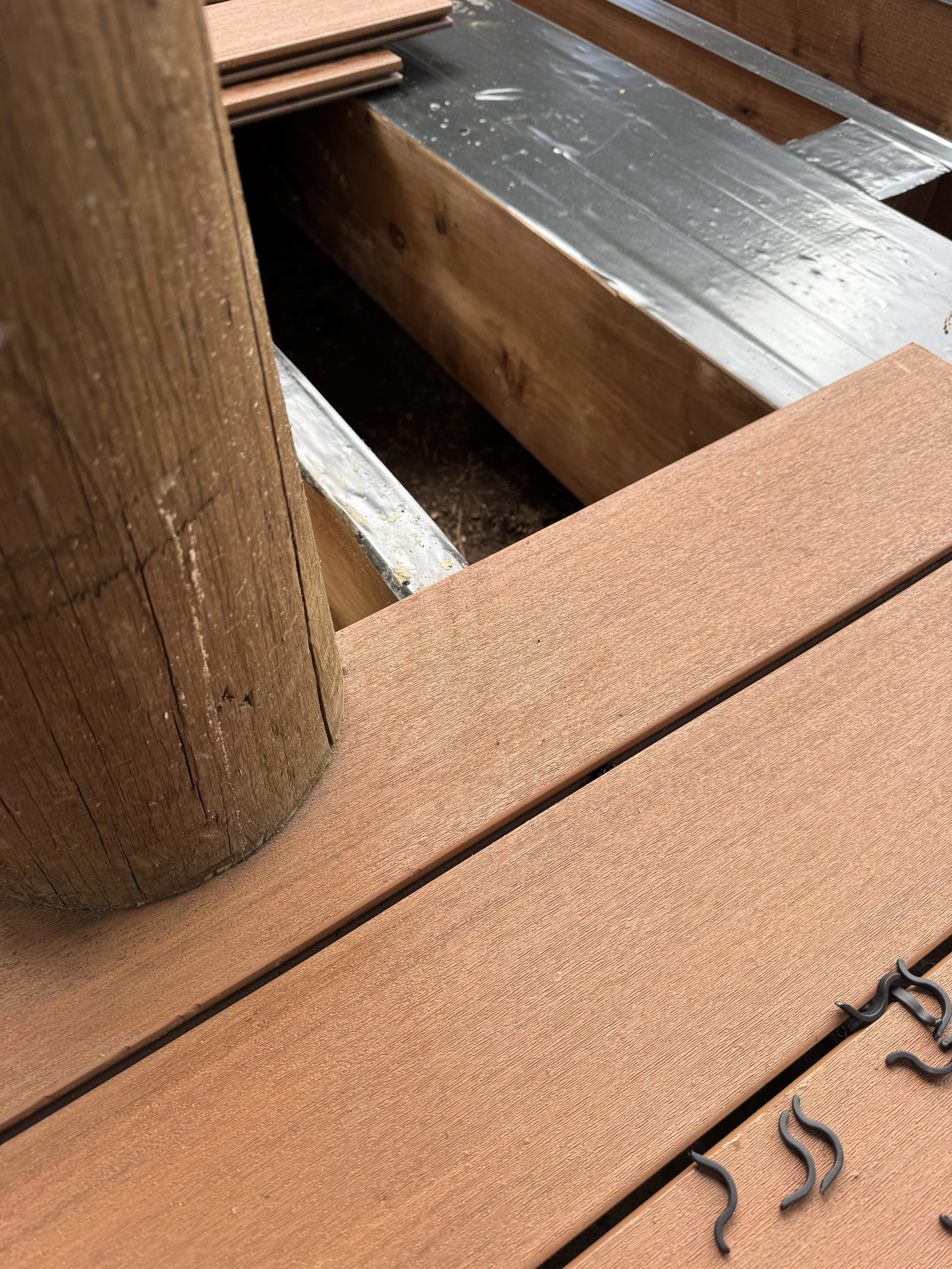 Langley-composite-deck-brookswood1.jpg