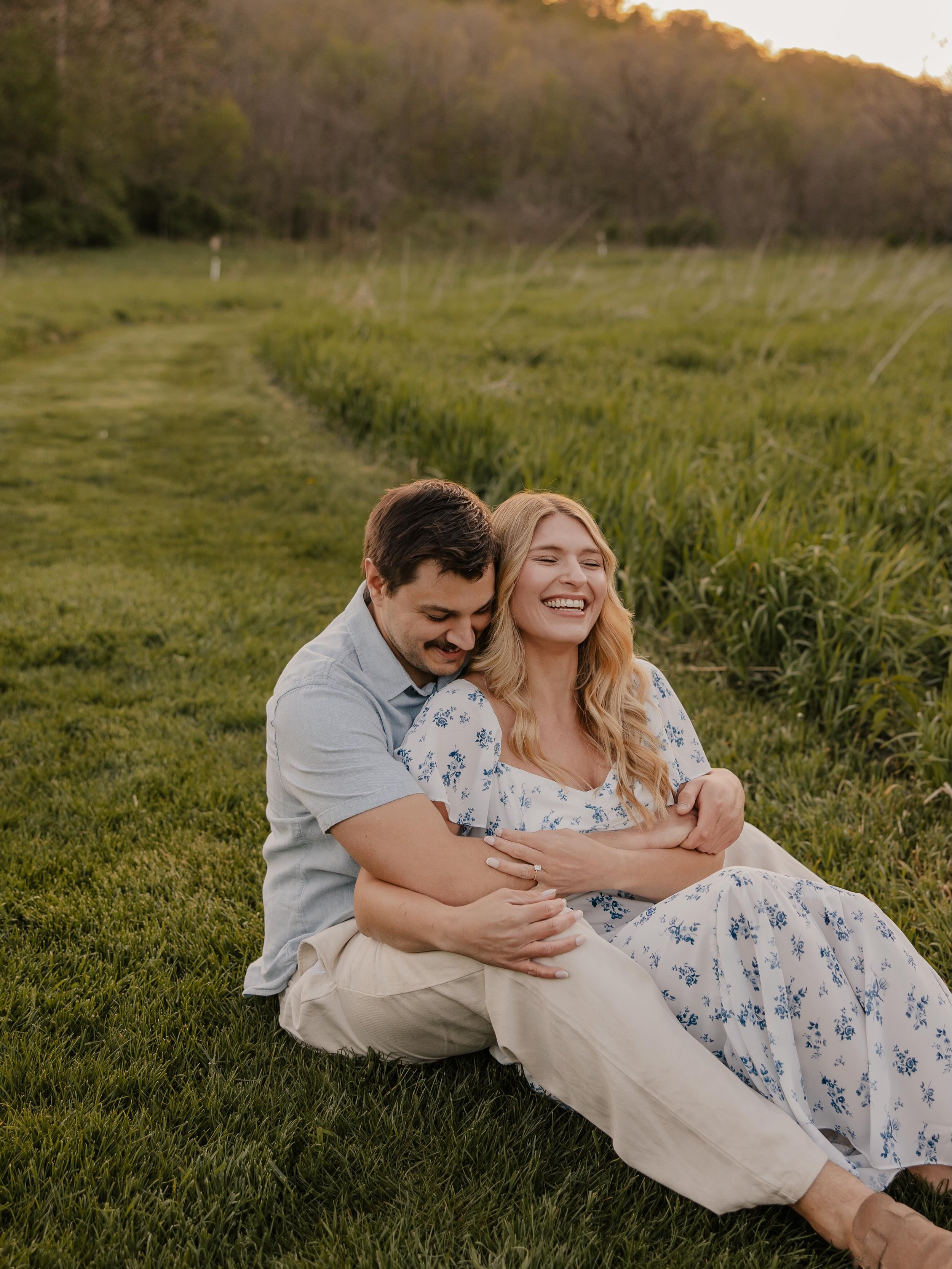 The long weekend is over, time to get back to it 😅
We had a blast spending time with family this weekend! Look for emails and messages back today if you&rsquo;re waiting to hear from me! 

#iowaphotographer #iowaweddingphotographer #midwestweddingph