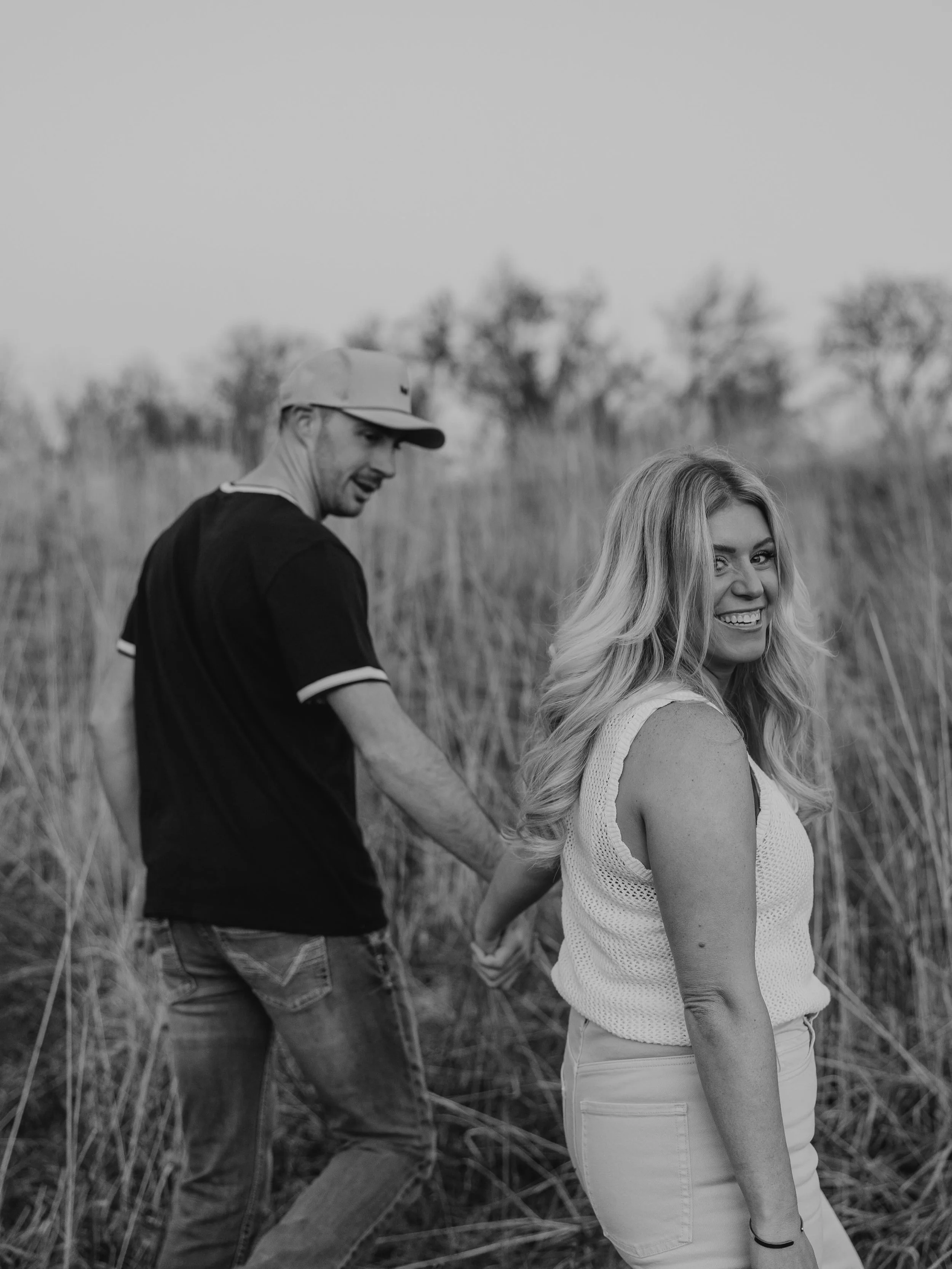 The 2 month long engagement session swing has winded down, bring on a June full of weddings! 

#iowaweddingphotographer #midwestweddingphotographer #texasweddingphotographer #destinationweddingphotographer #elopementweddingphotographer